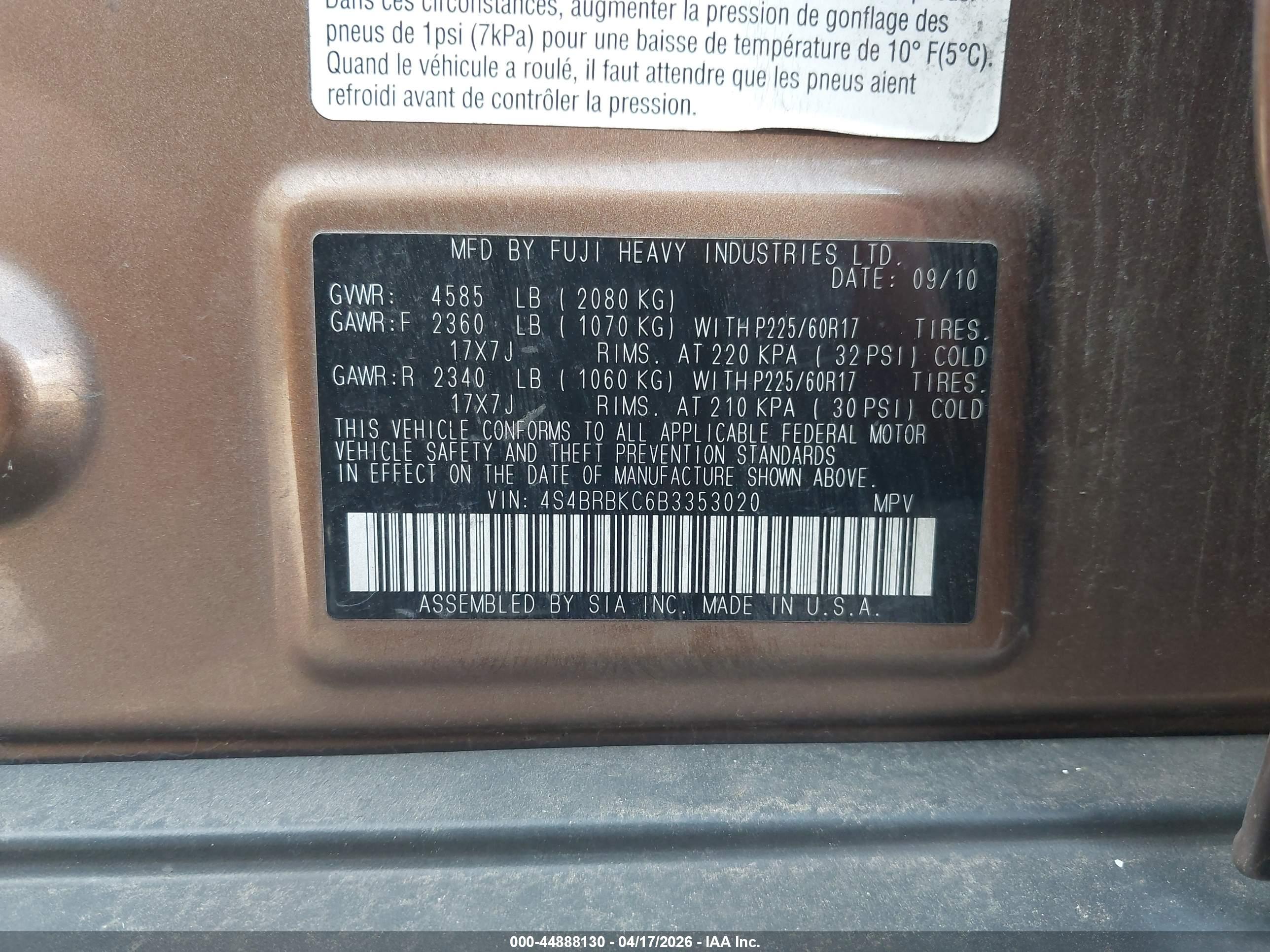 SUBARU OUTBACK image 9