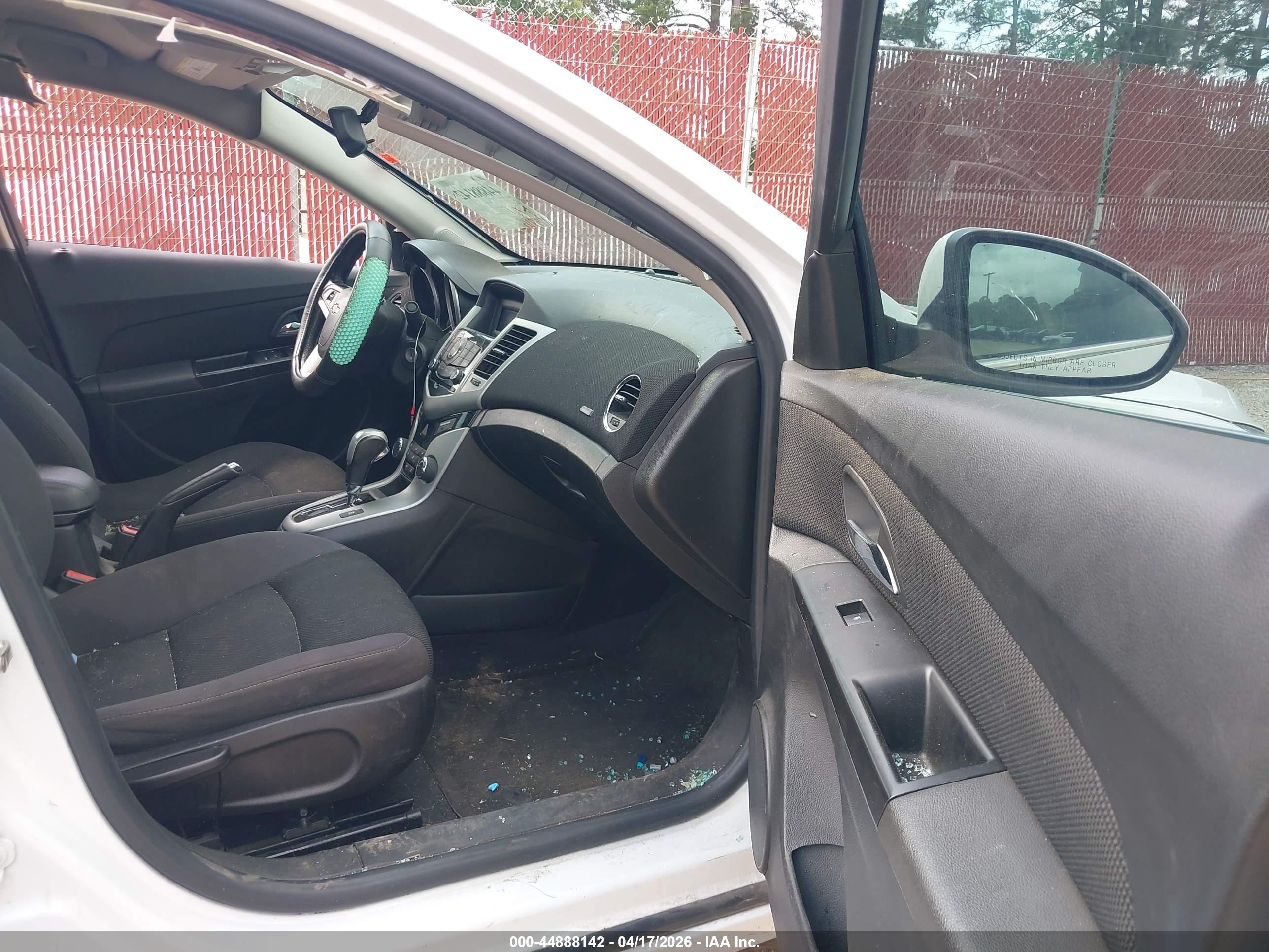 CHEVROLET CRUZE image 5