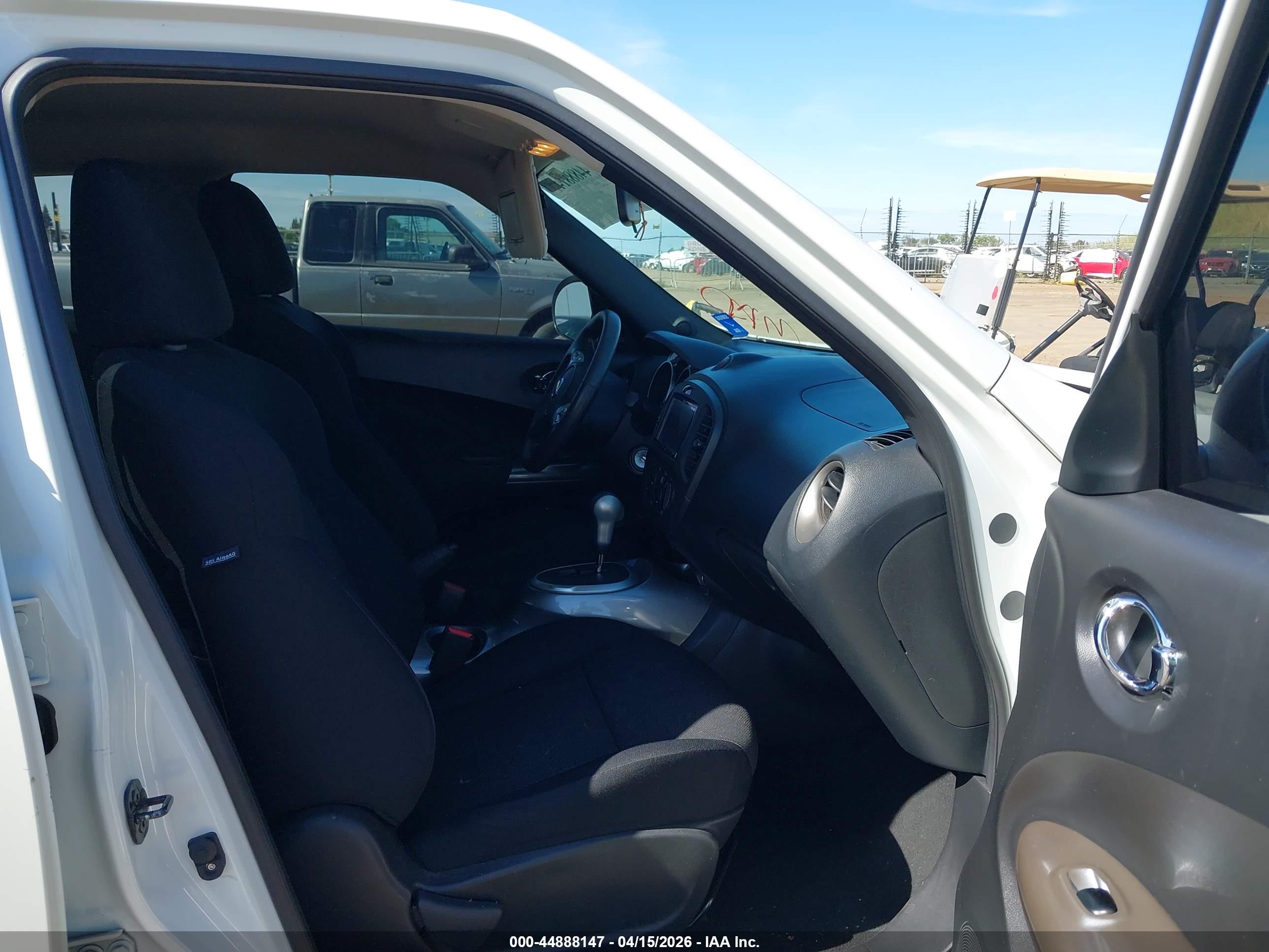 NISSAN JUKE image 5