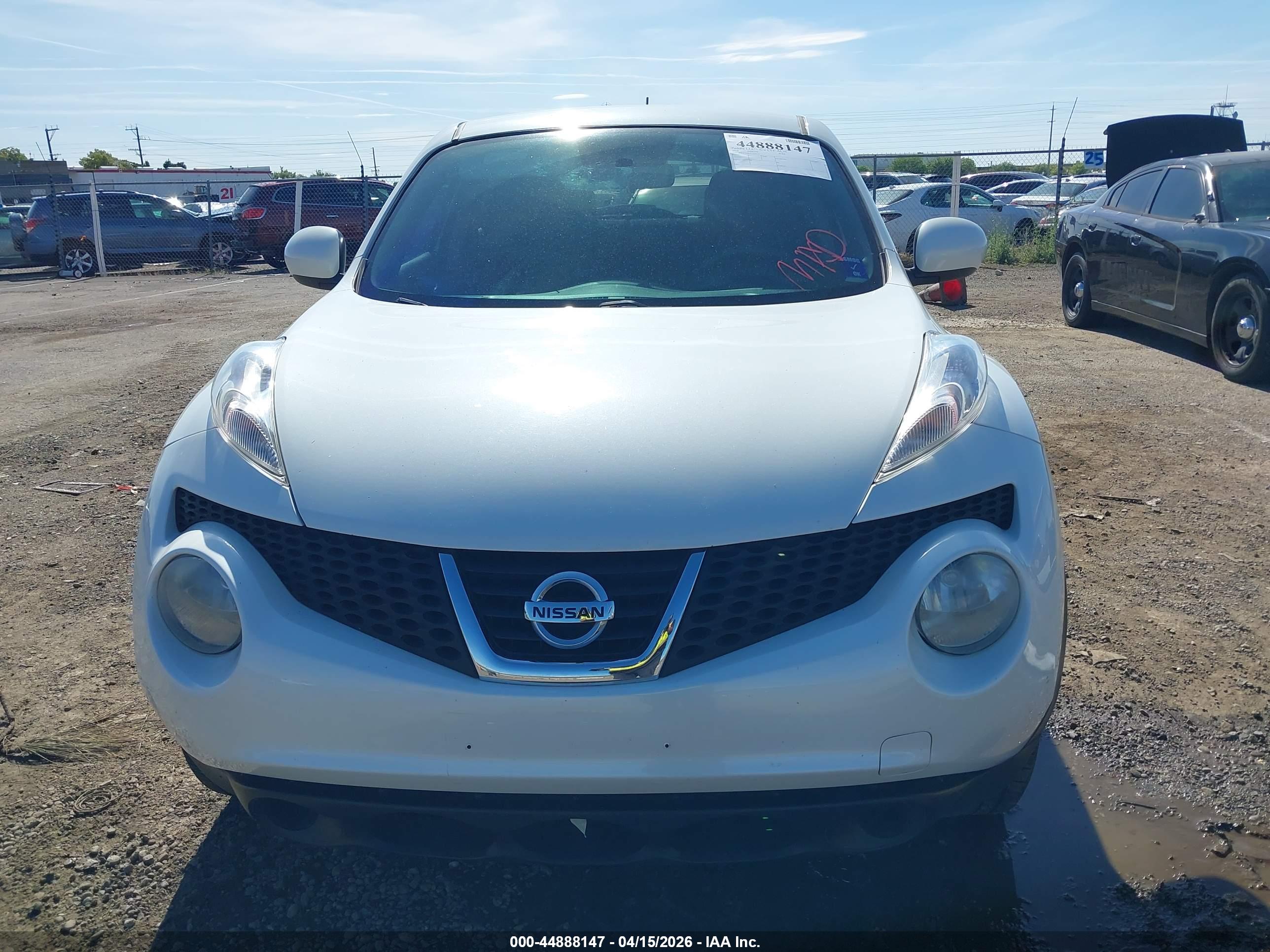 NISSAN JUKE image 6