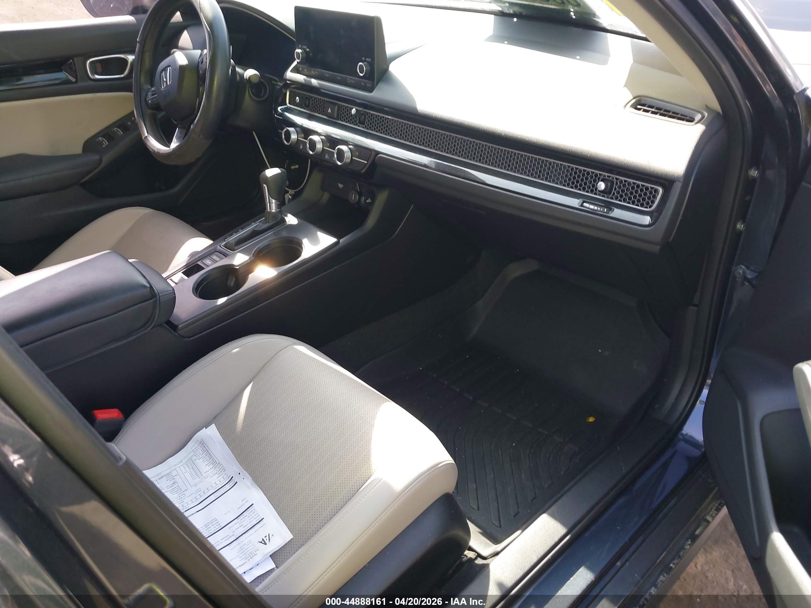 HONDA CIVIC image 5