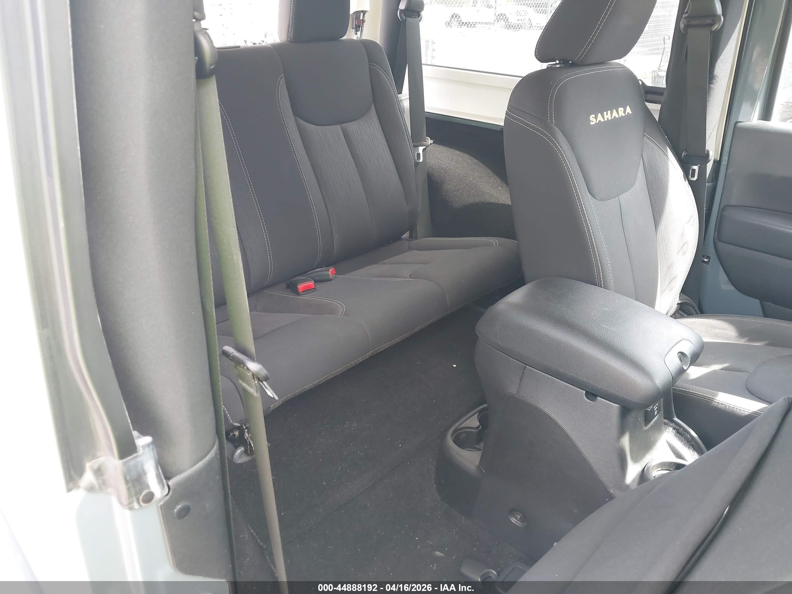 JEEP WRANGLER image 8