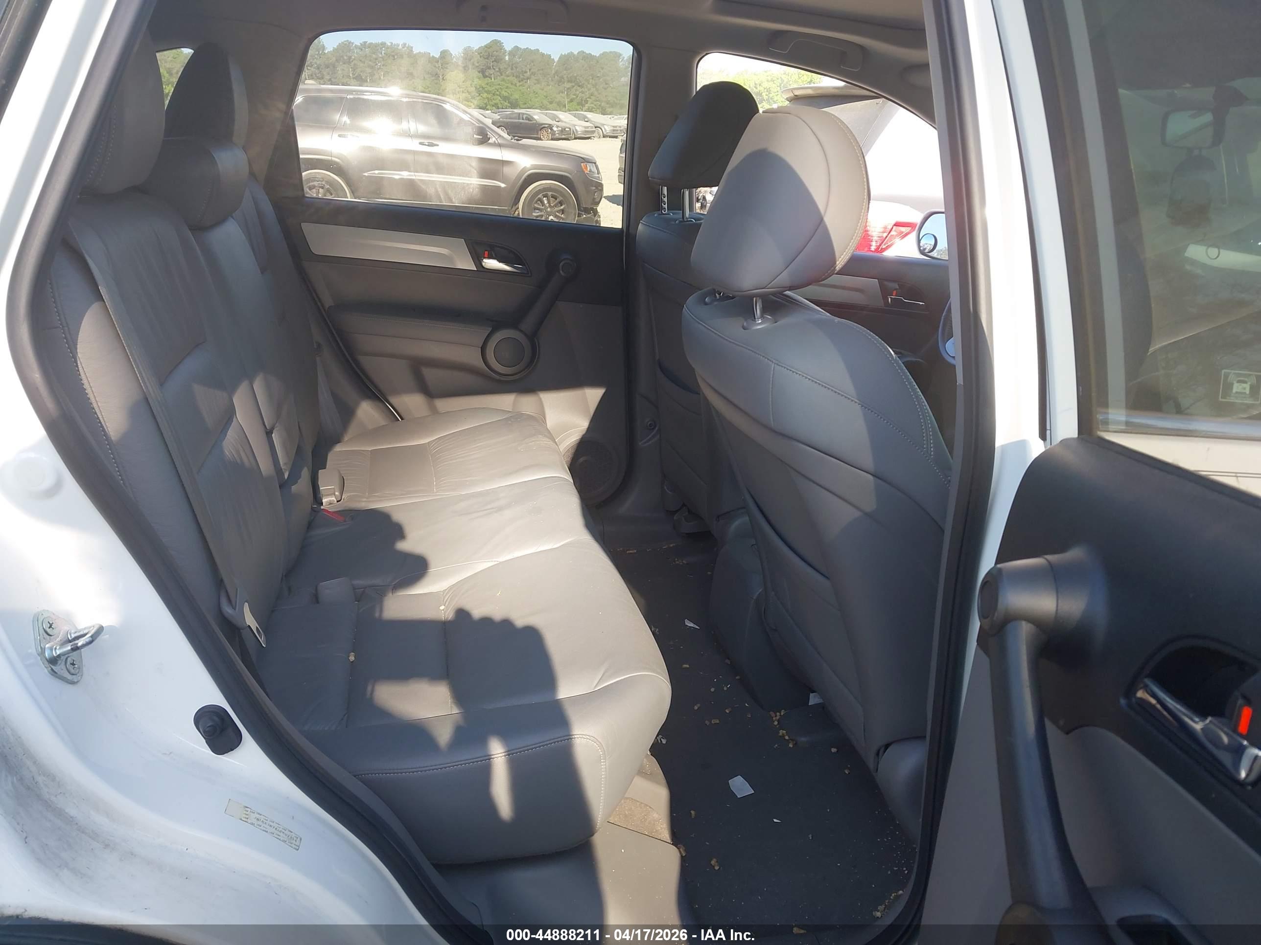 HONDA CR-V image 8