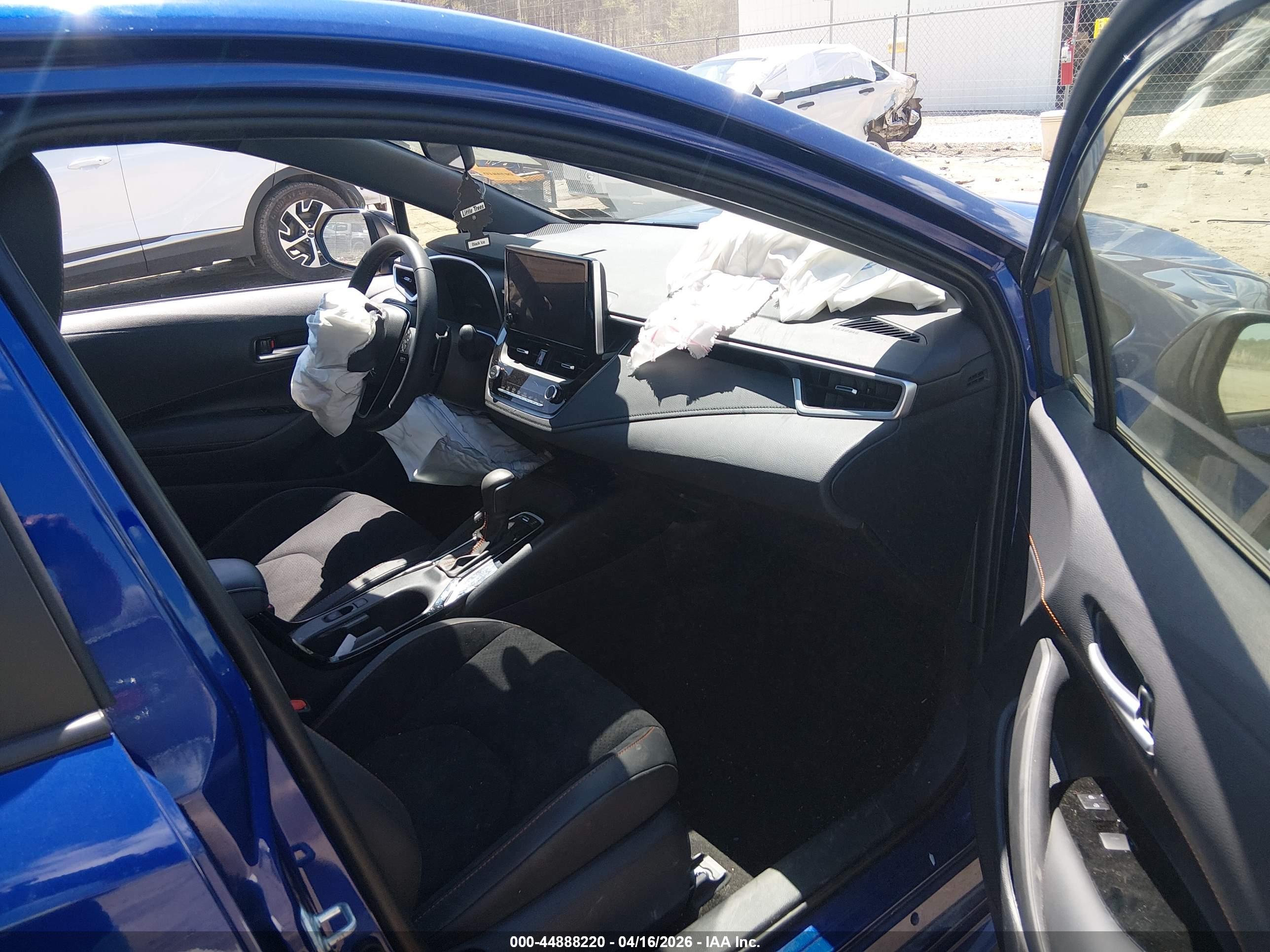 TOYOTA COROLLA image 5