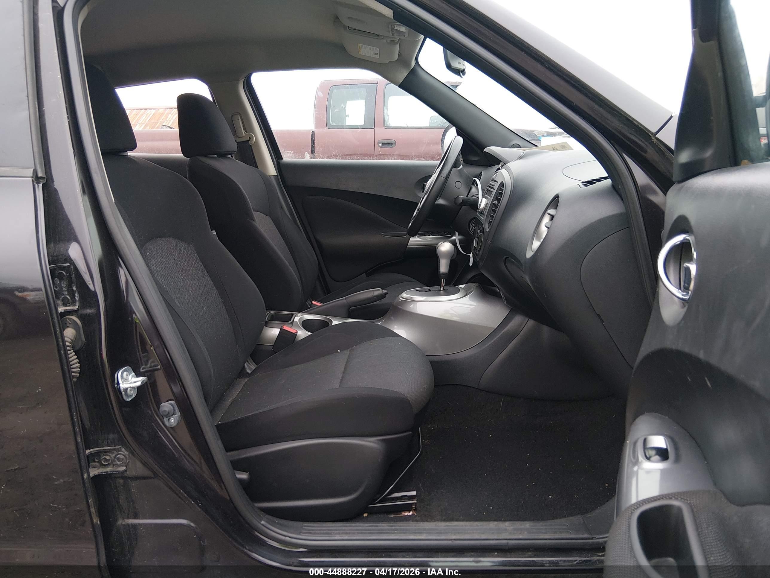 NISSAN JUKE image 5