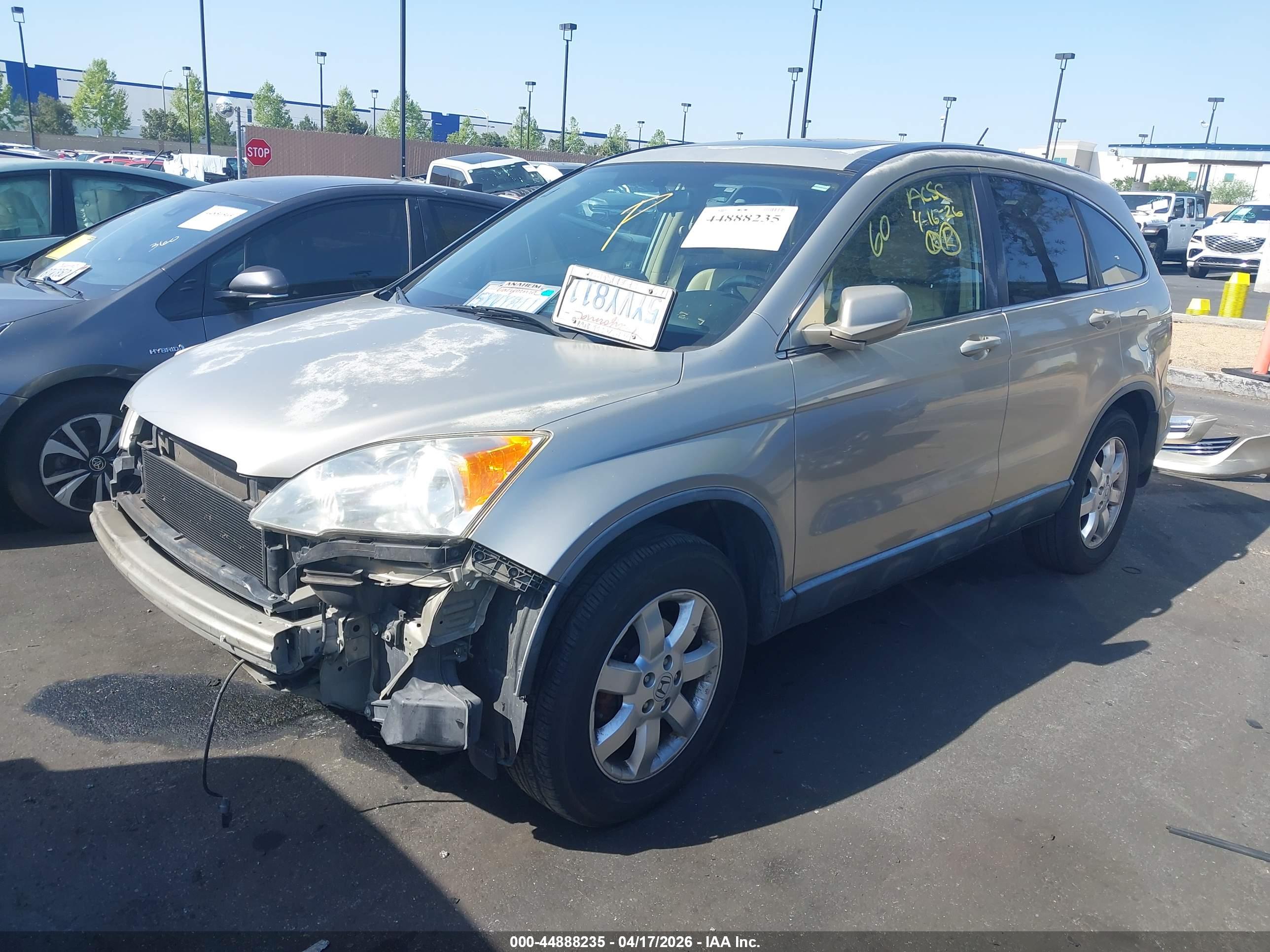 HONDA CR-V image 2