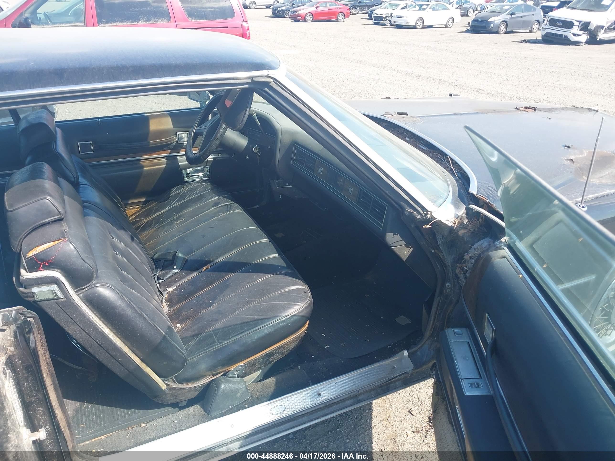 CADILLAC DEVILLE image 5
