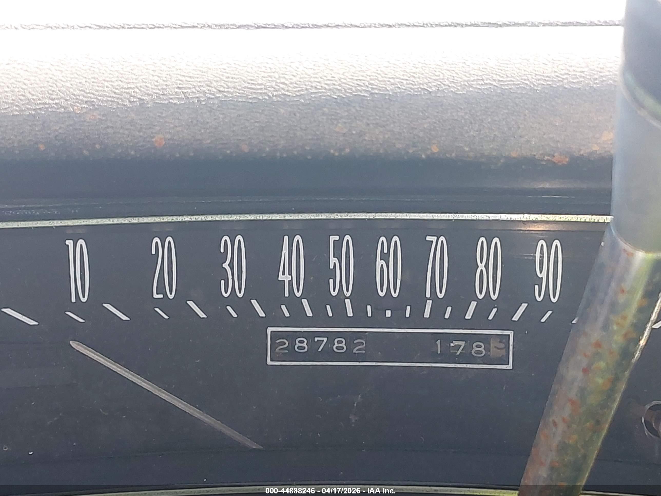 CADILLAC DEVILLE image 7
