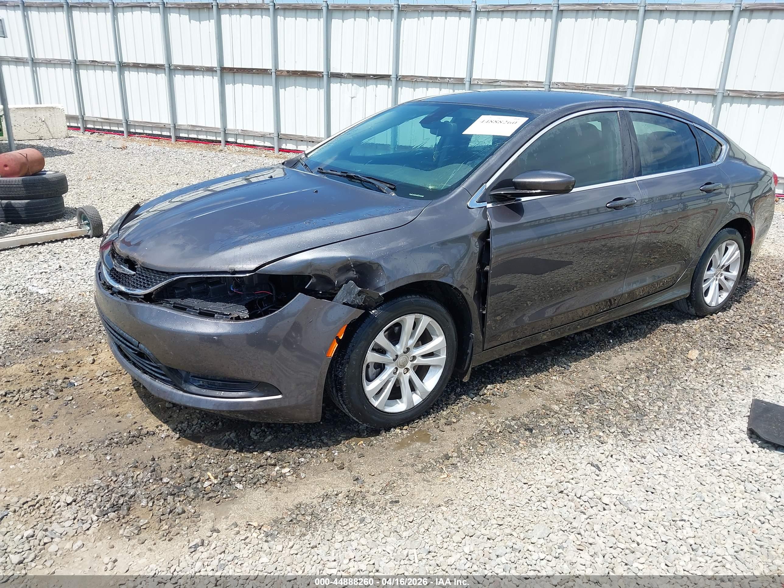 CHRYSLER 200 image 2