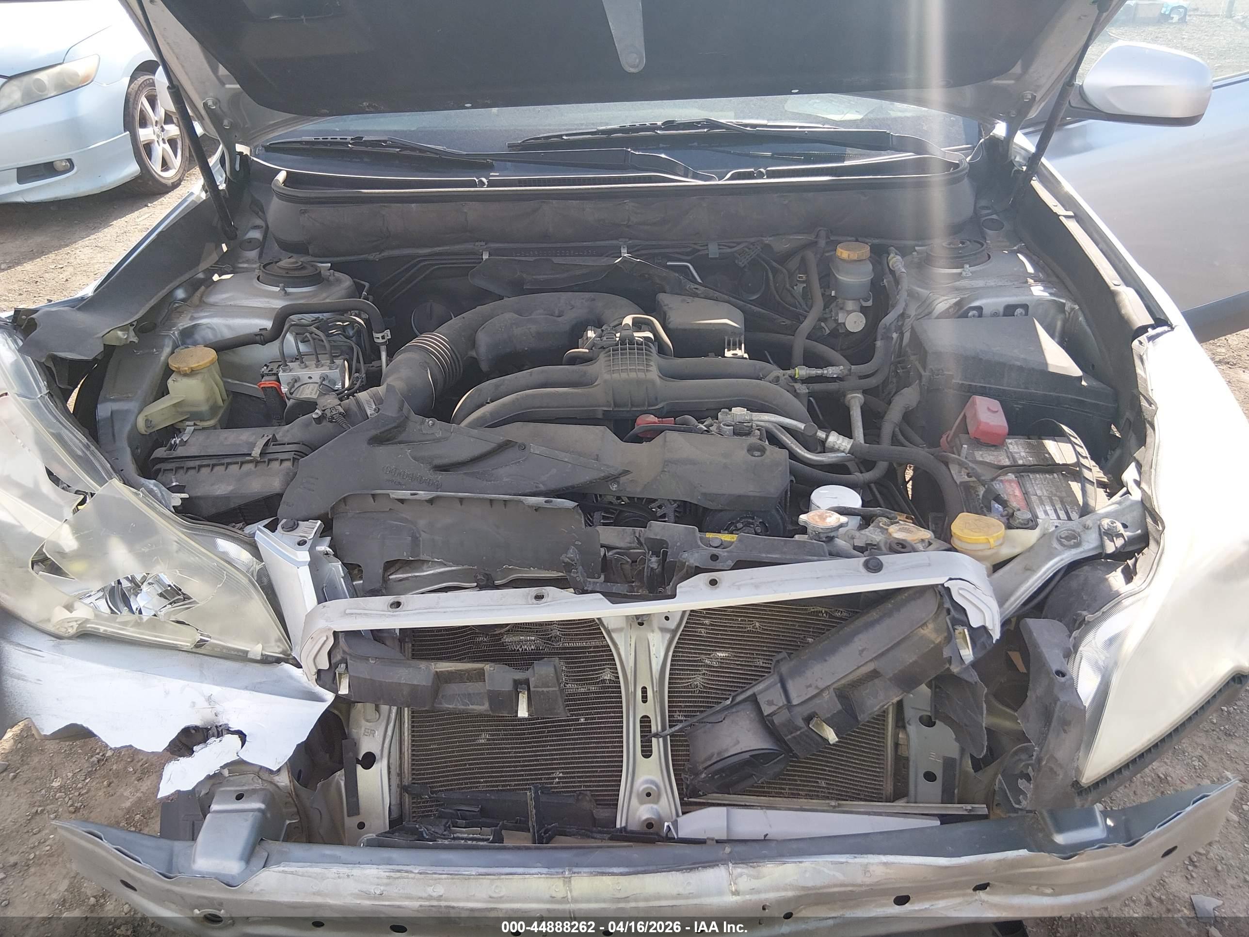 SUBARU OUTBACK image 10