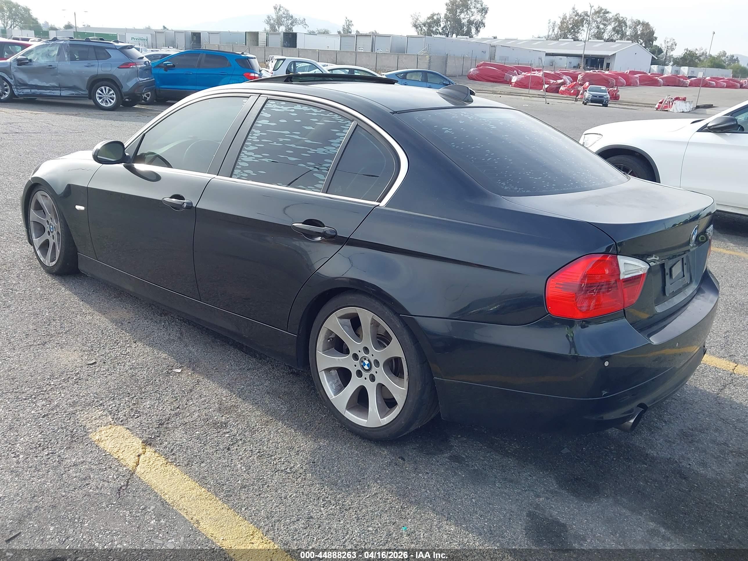 BMW 335I image 3