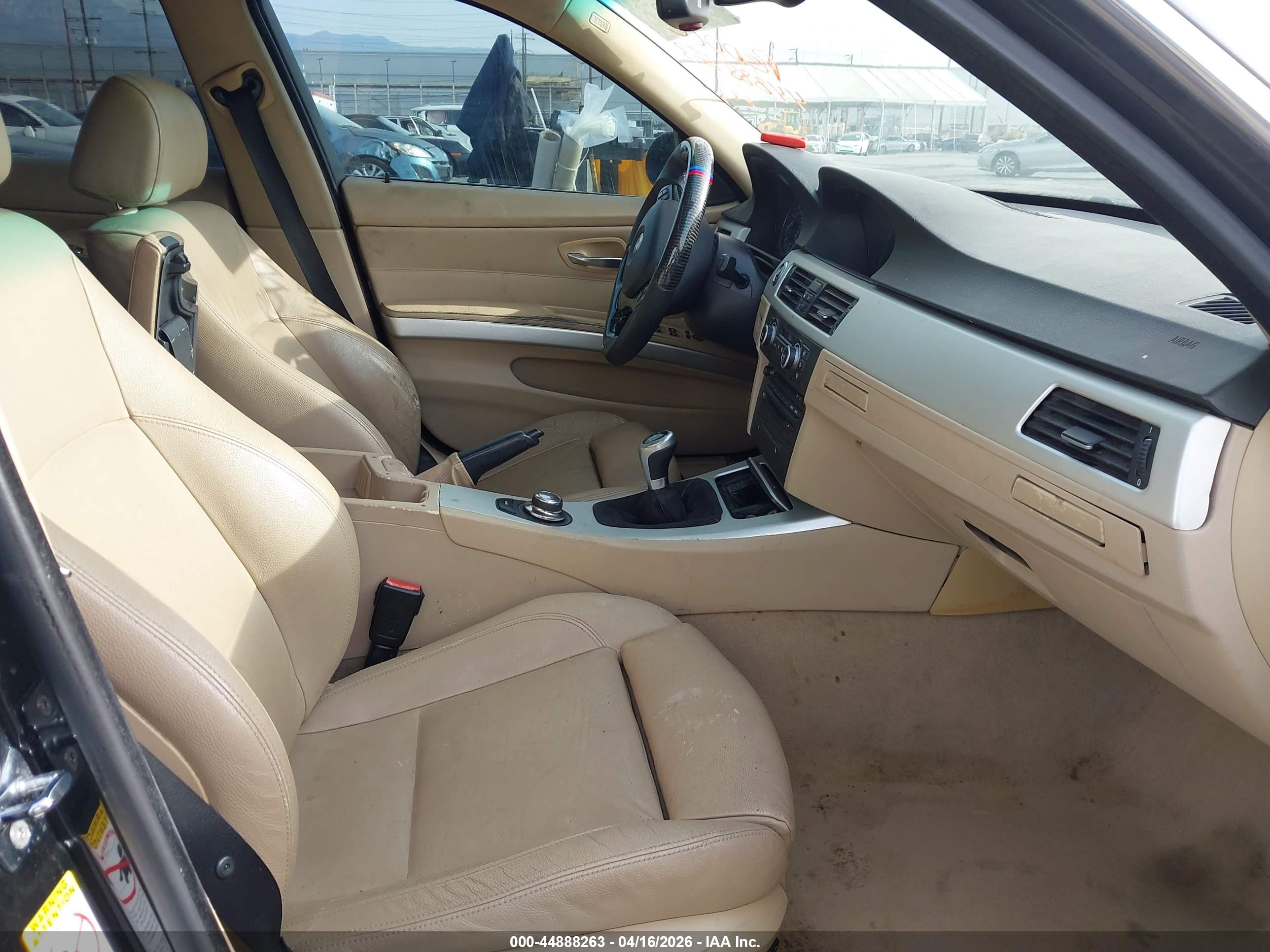 BMW 335I image 5