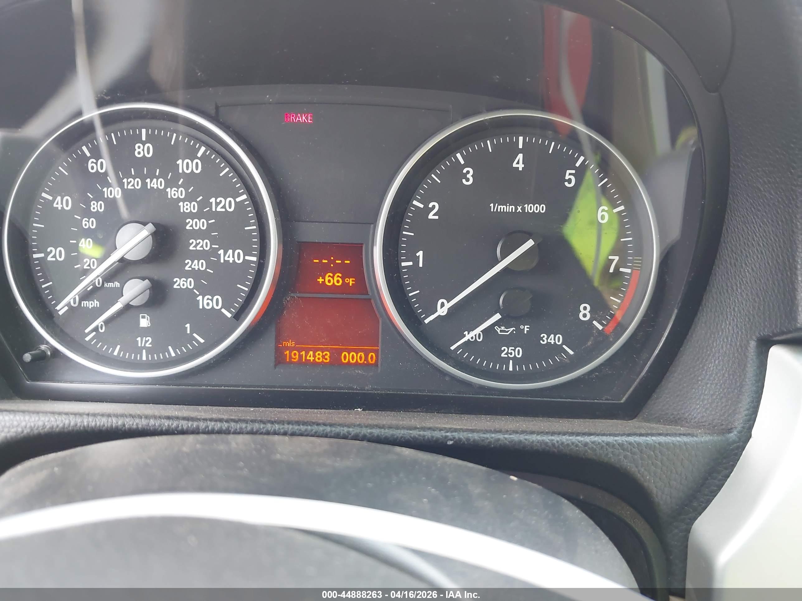BMW 335I image 7