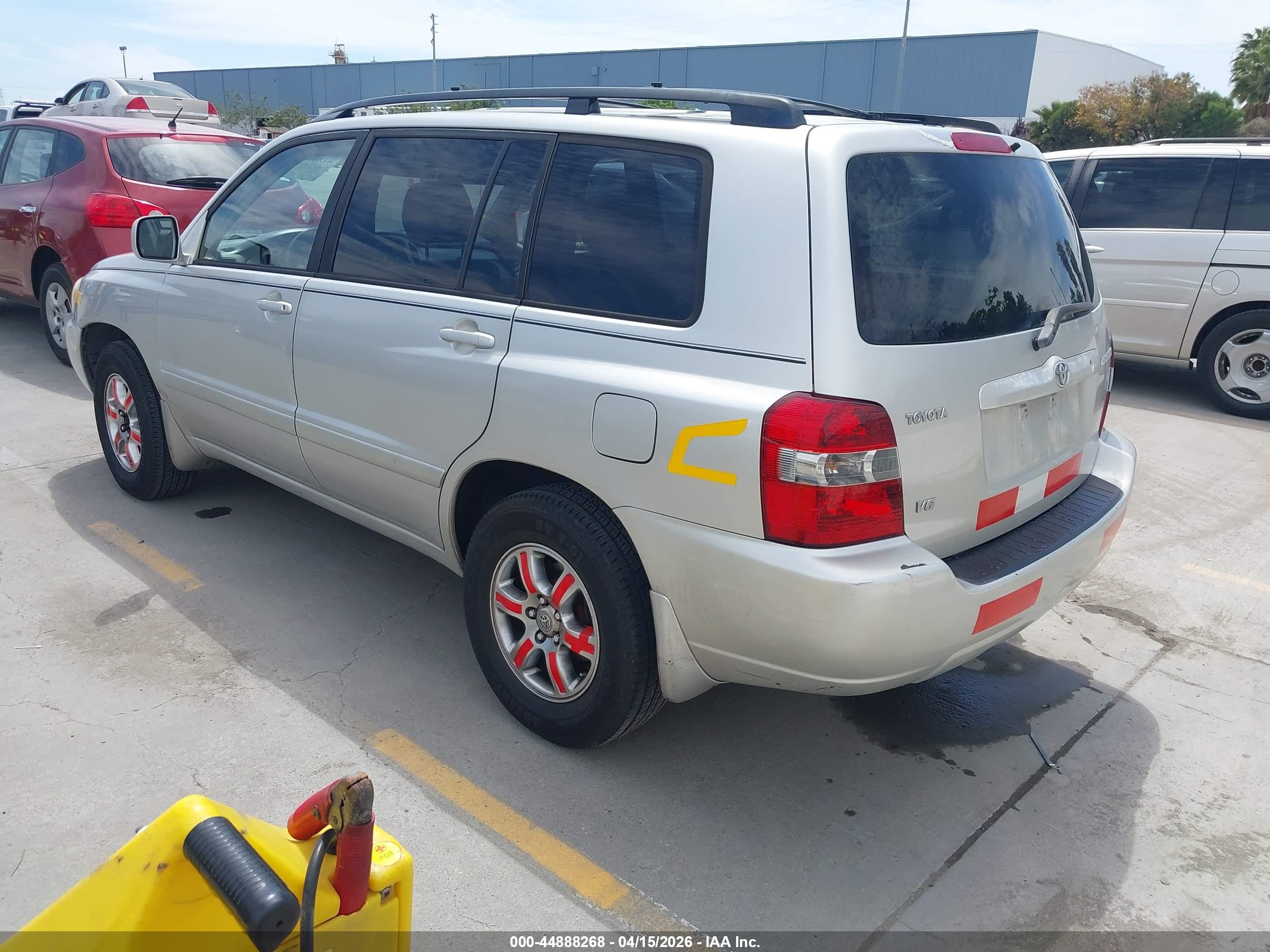 TOYOTA HIGHLANDER image 3