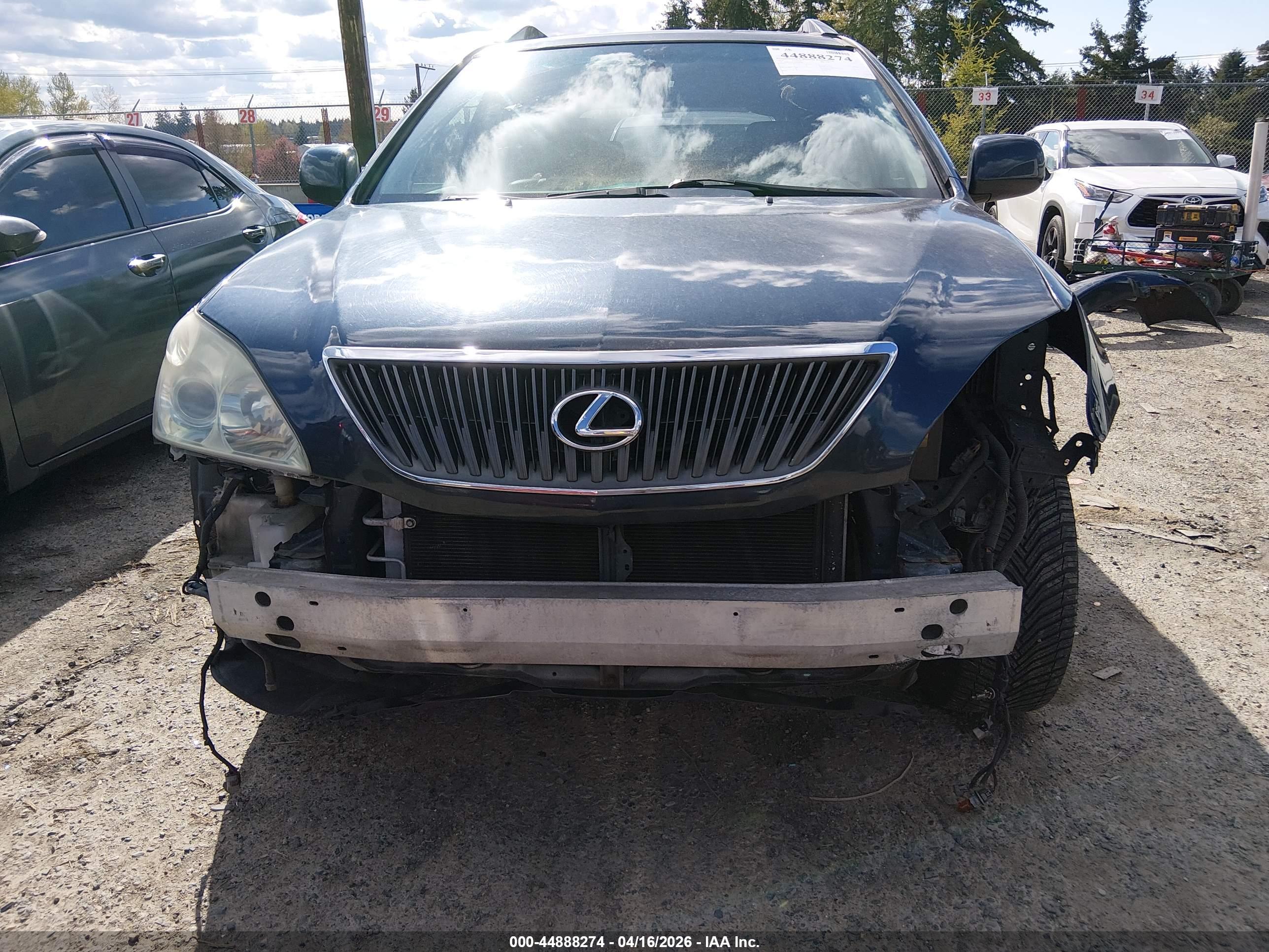 LEXUS RX image 6
