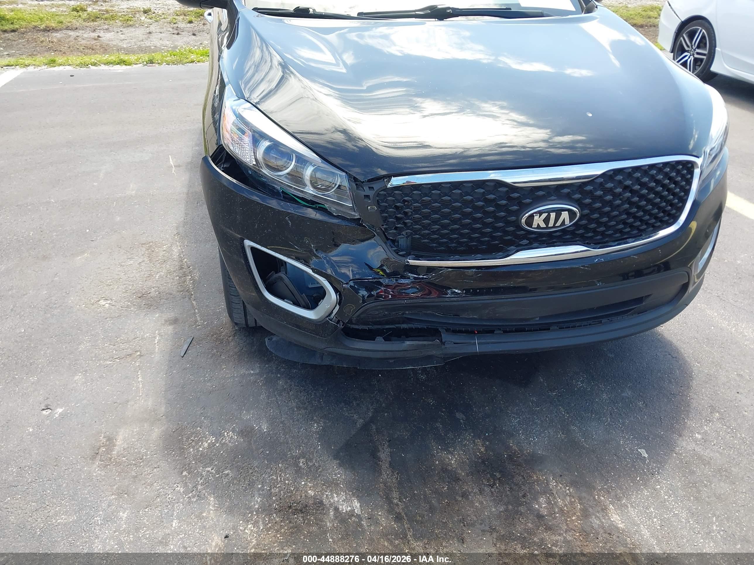 KIA SORENTO image 6