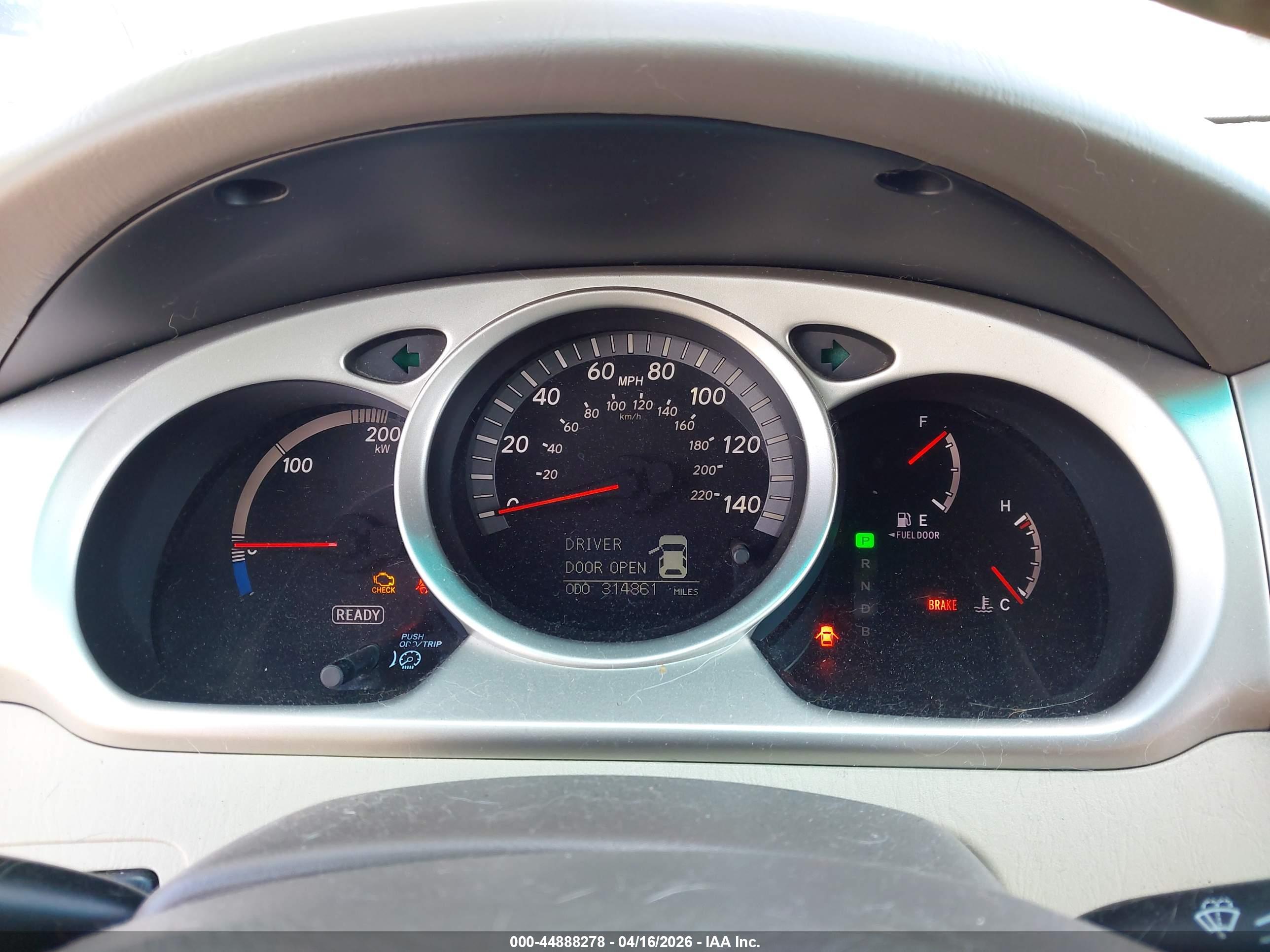 TOYOTA HIGHLANDER image 7