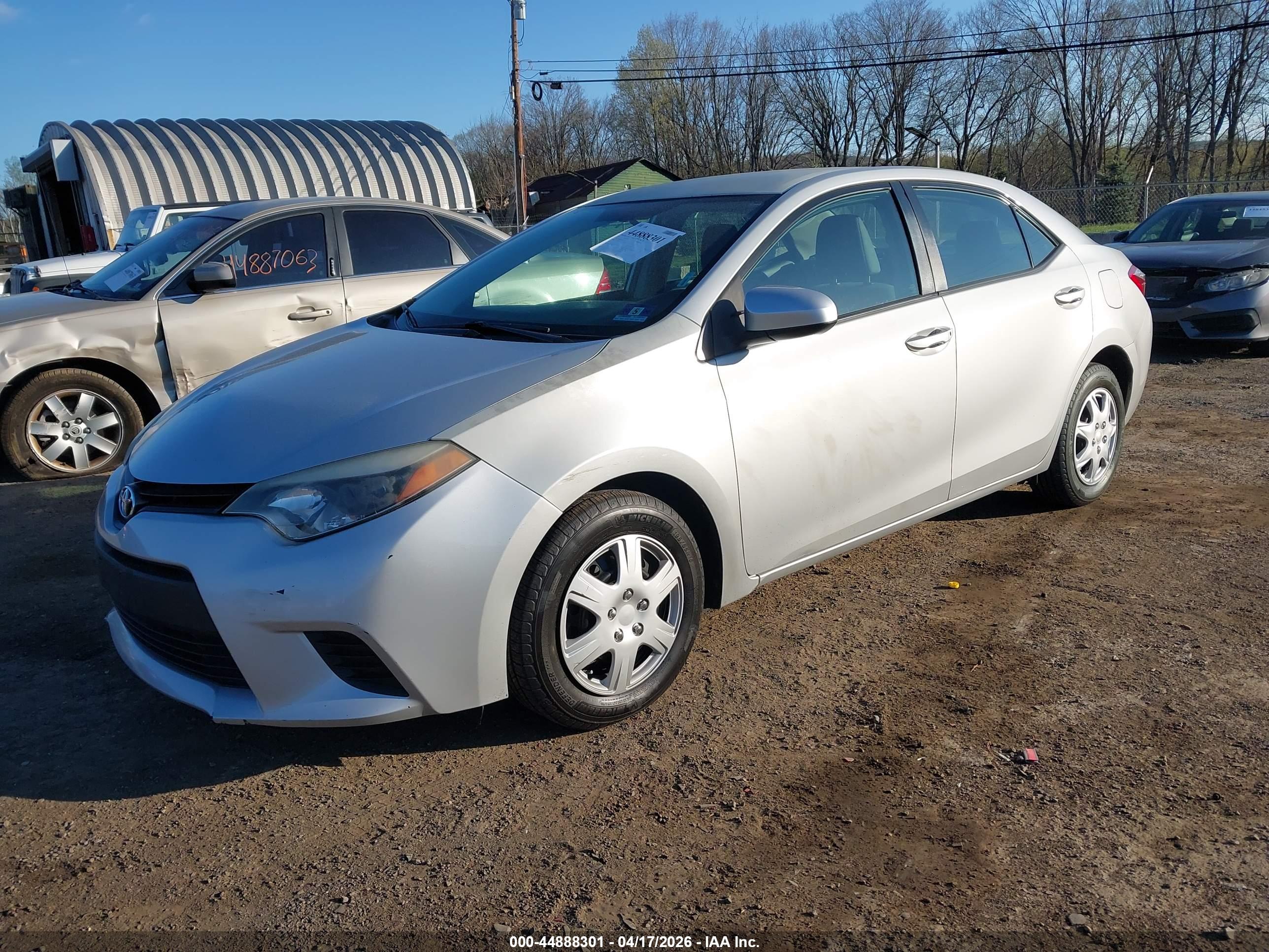 TOYOTA COROLLA image 2