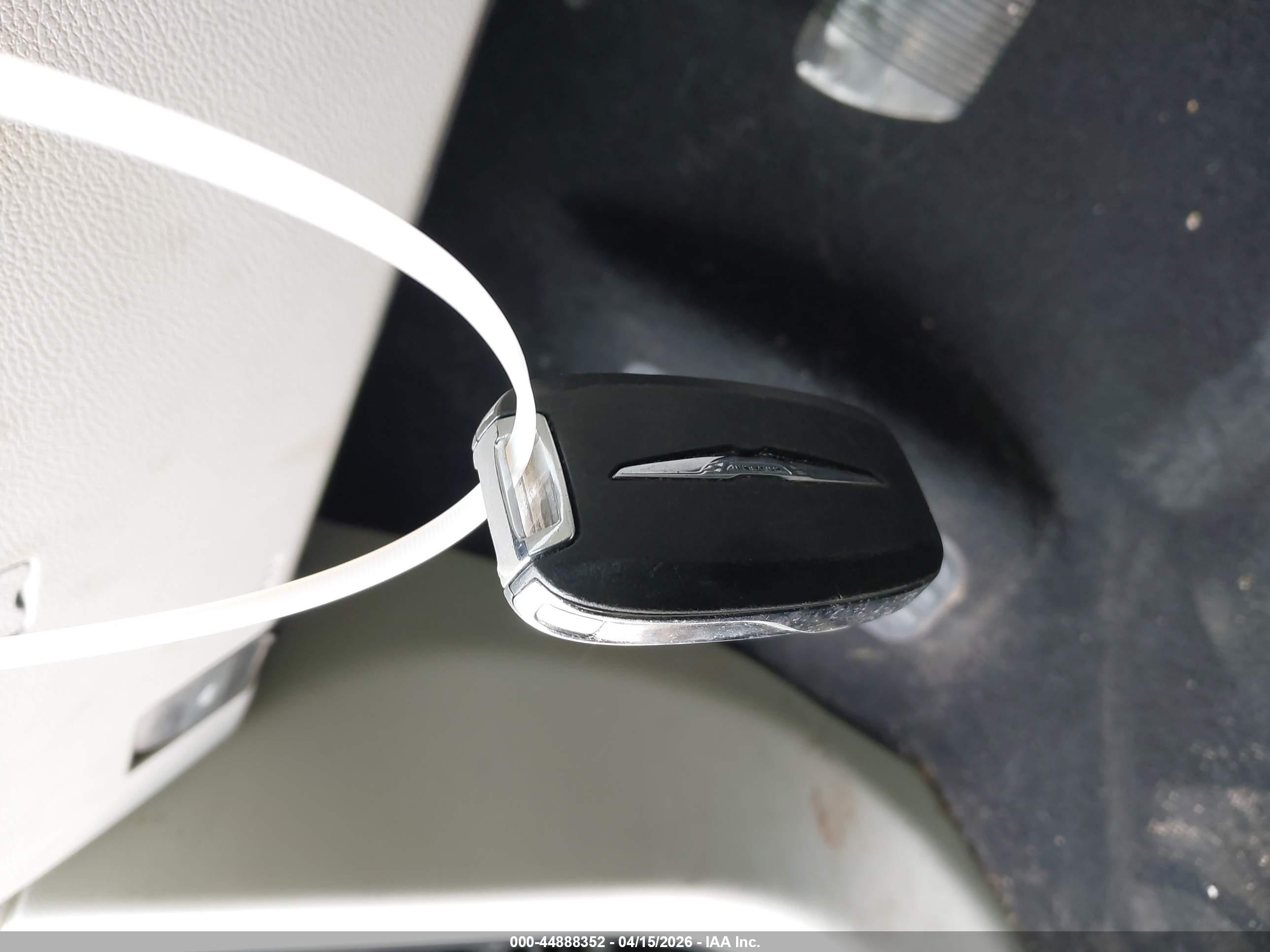 CHRYSLER PACIFICA image 11