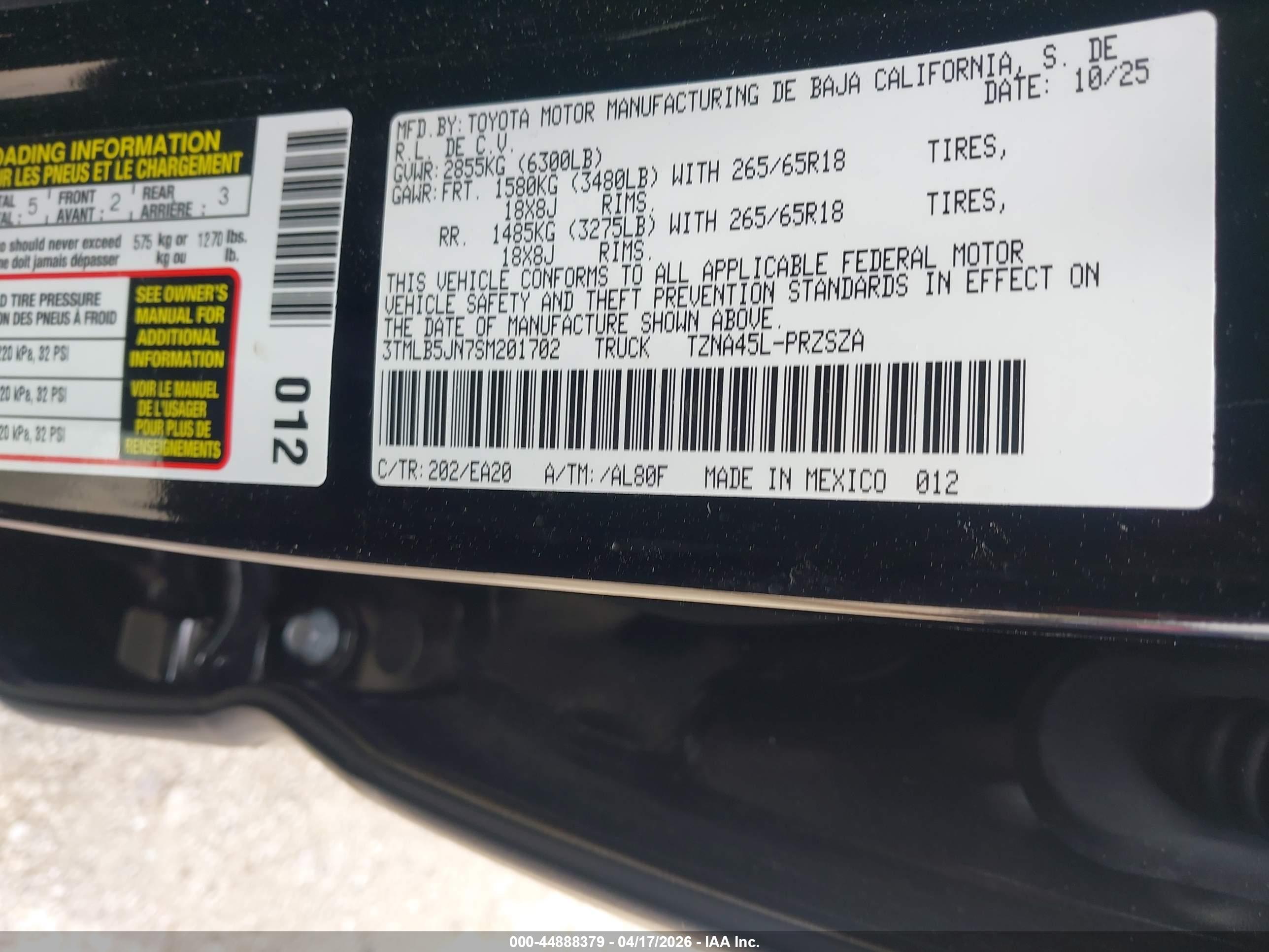 TOYOTA TACOMA image 9