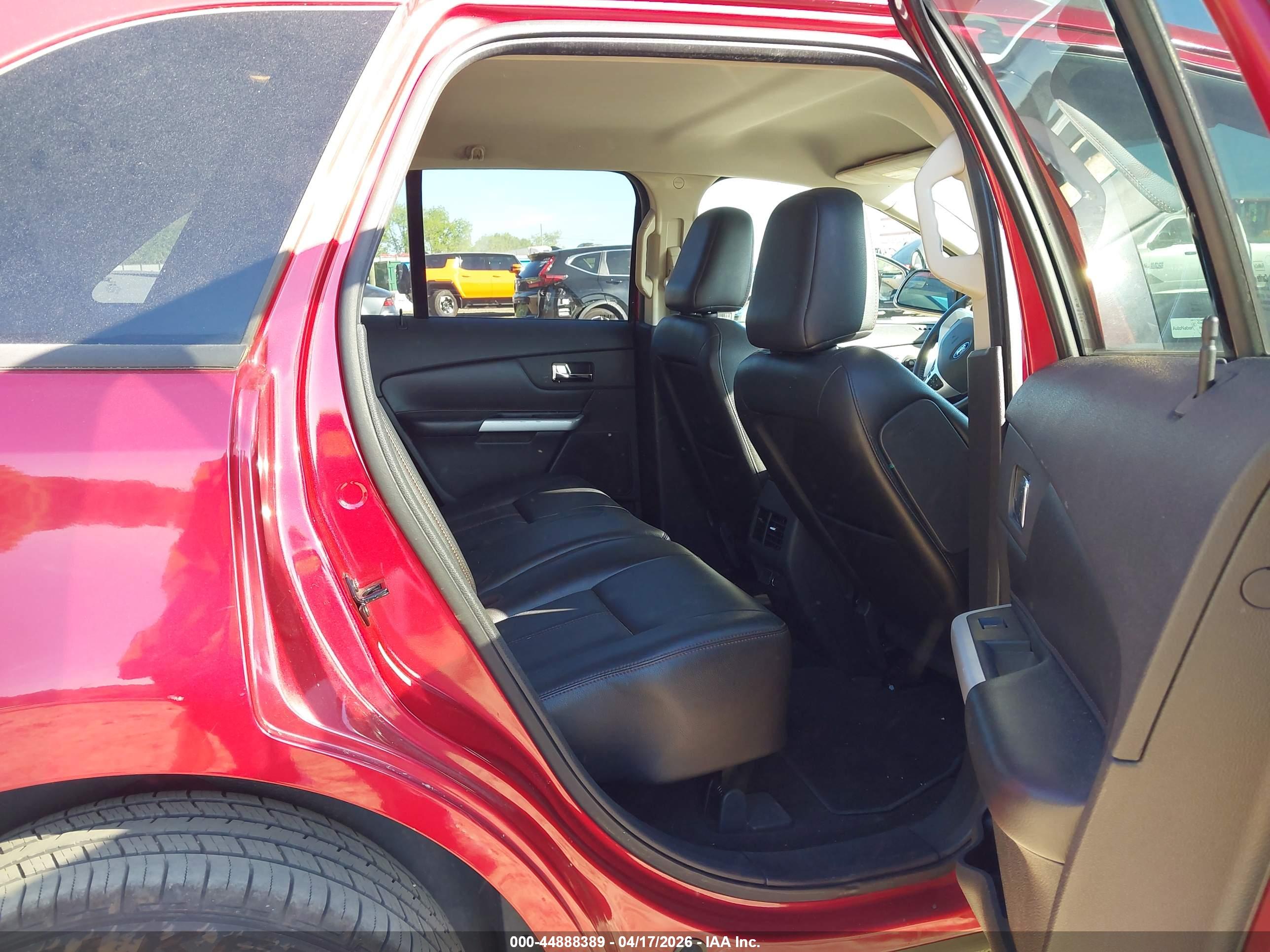FORD EDGE image 8