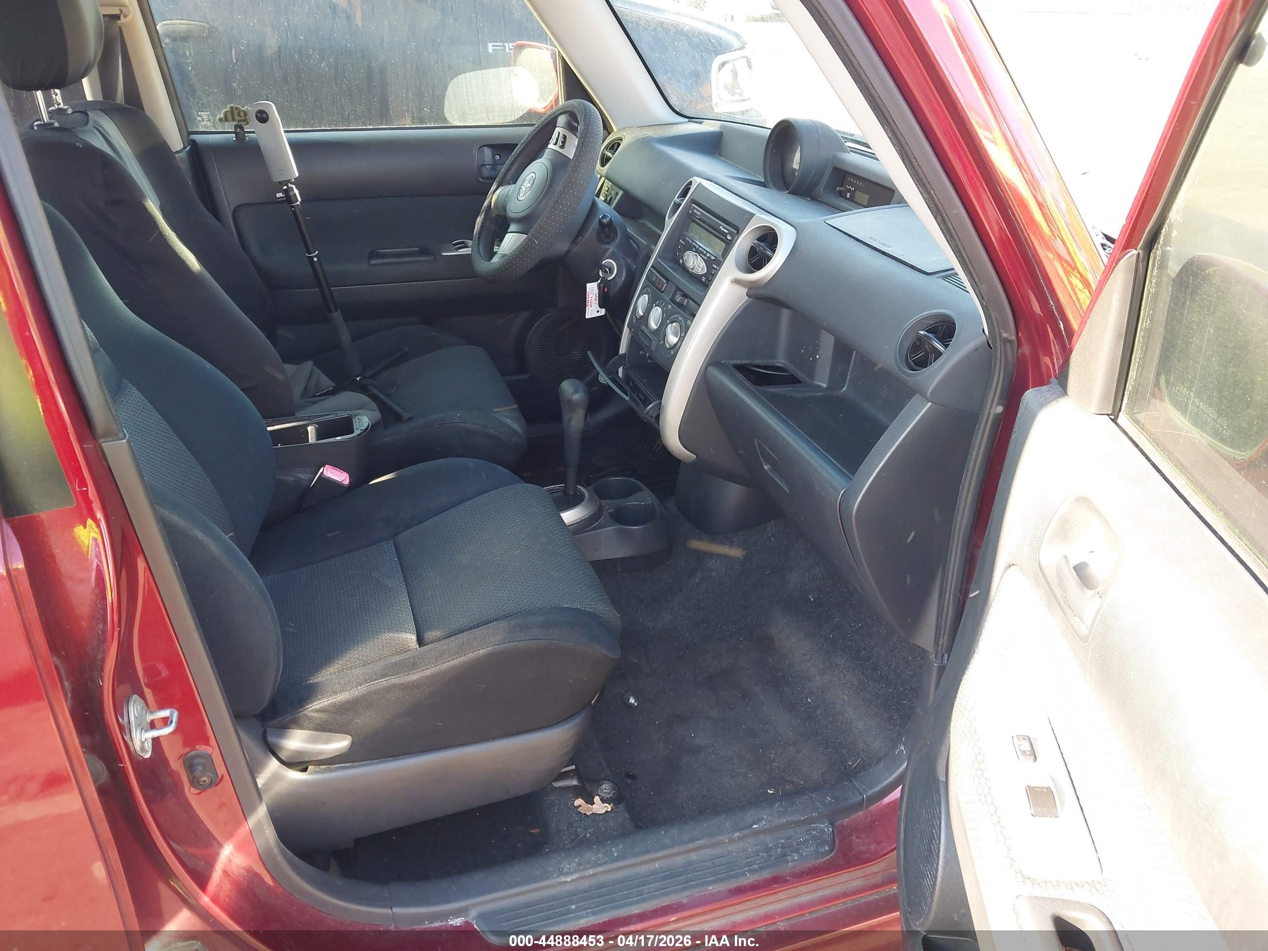 SCION XB image 5