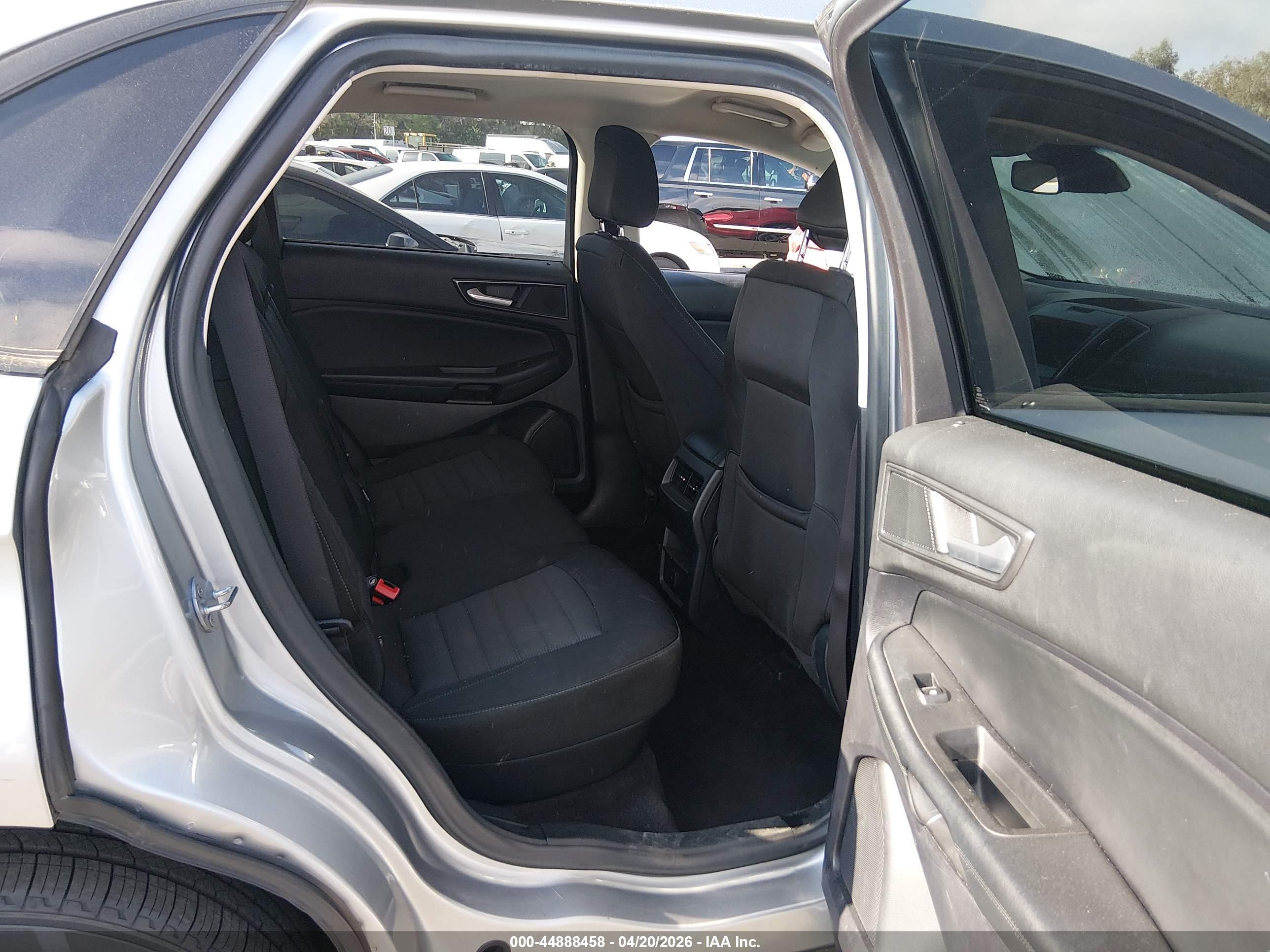 FORD EDGE image 8