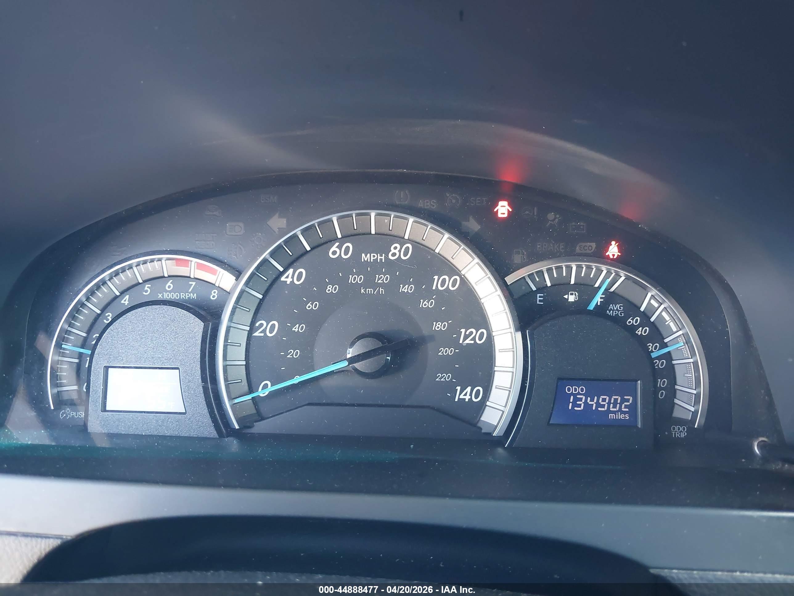 TOYOTA CAMRY image 7