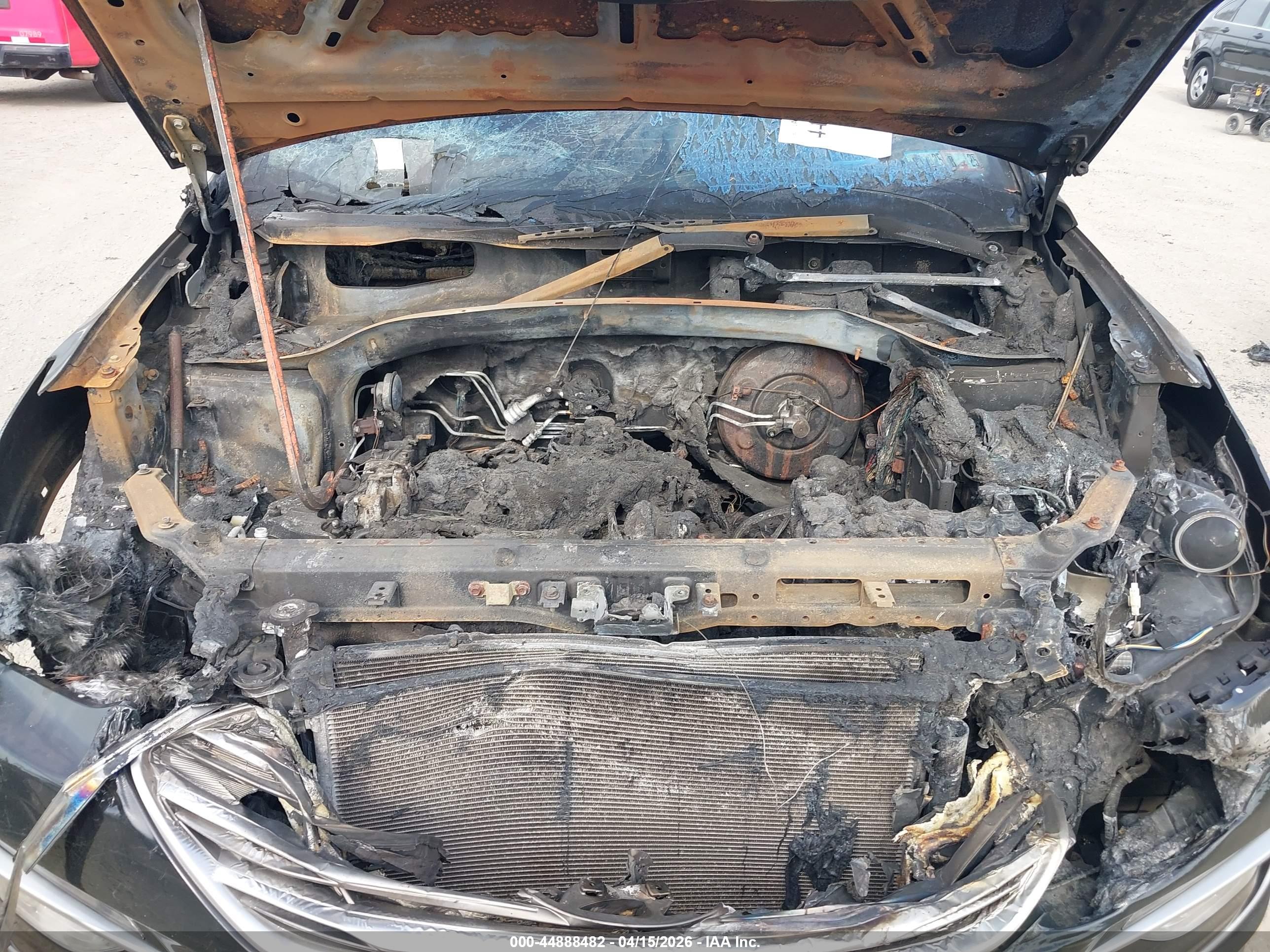 HYUNDAI SANTA image 10