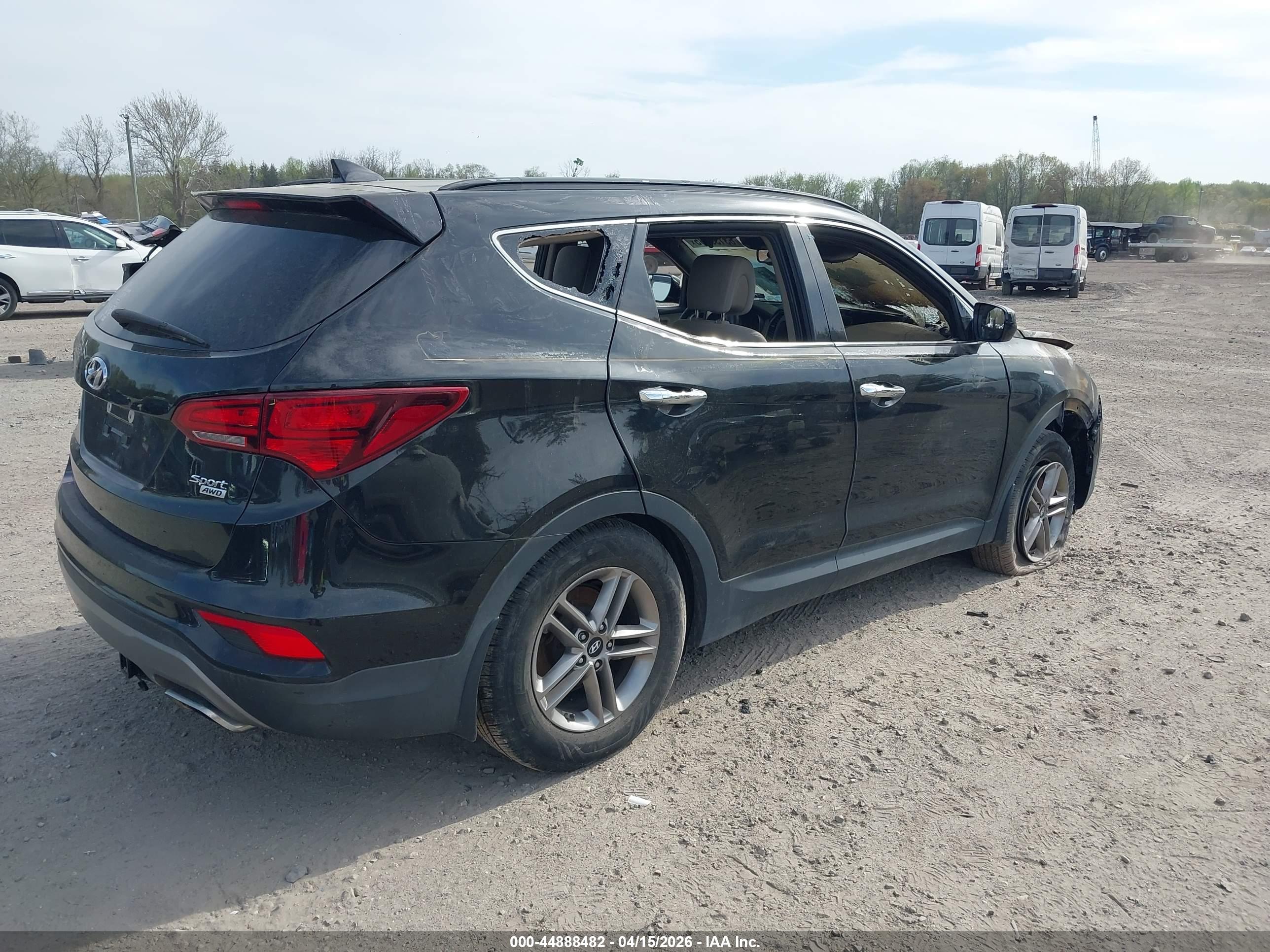 HYUNDAI SANTA image 4