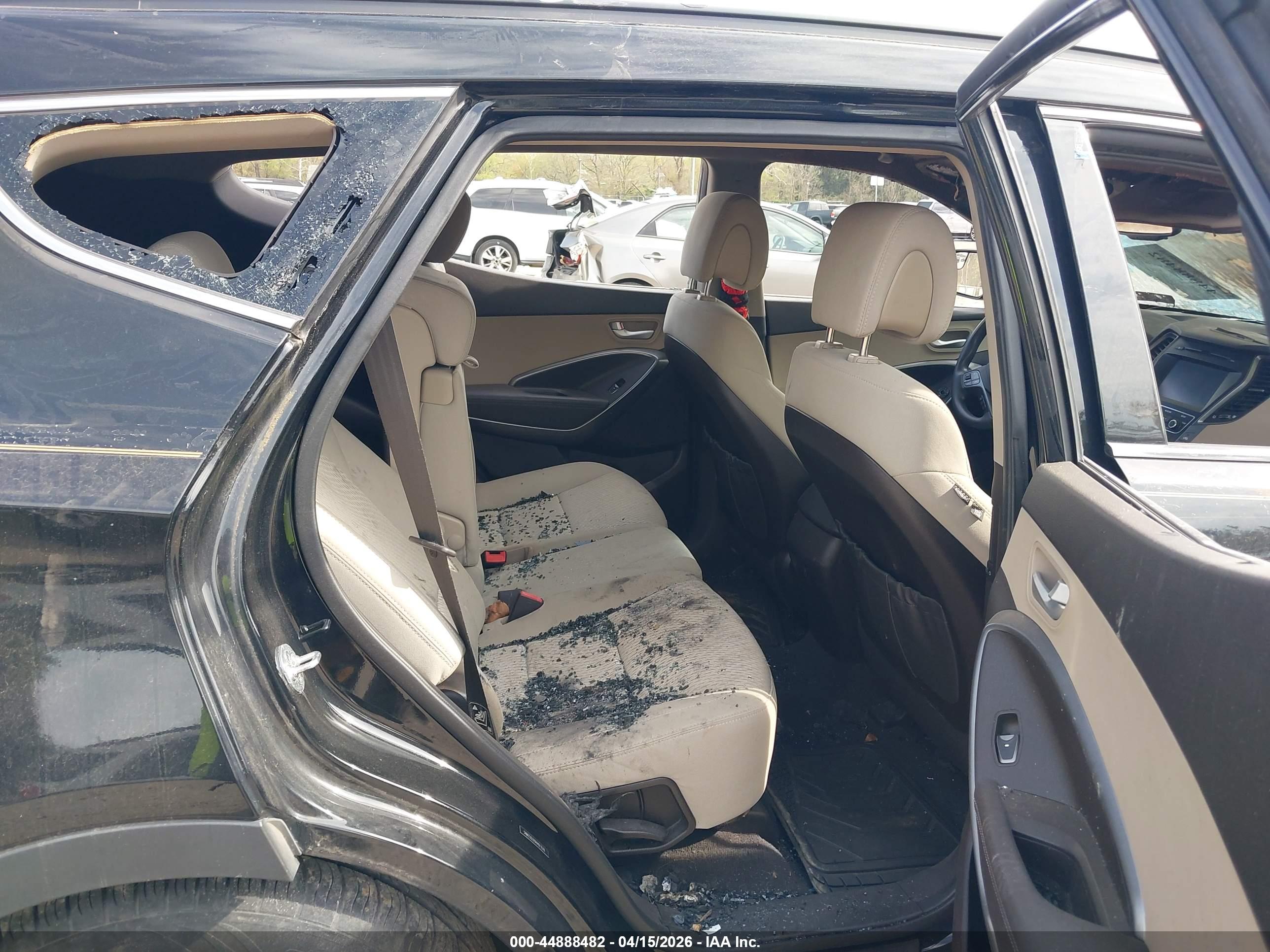HYUNDAI SANTA image 8