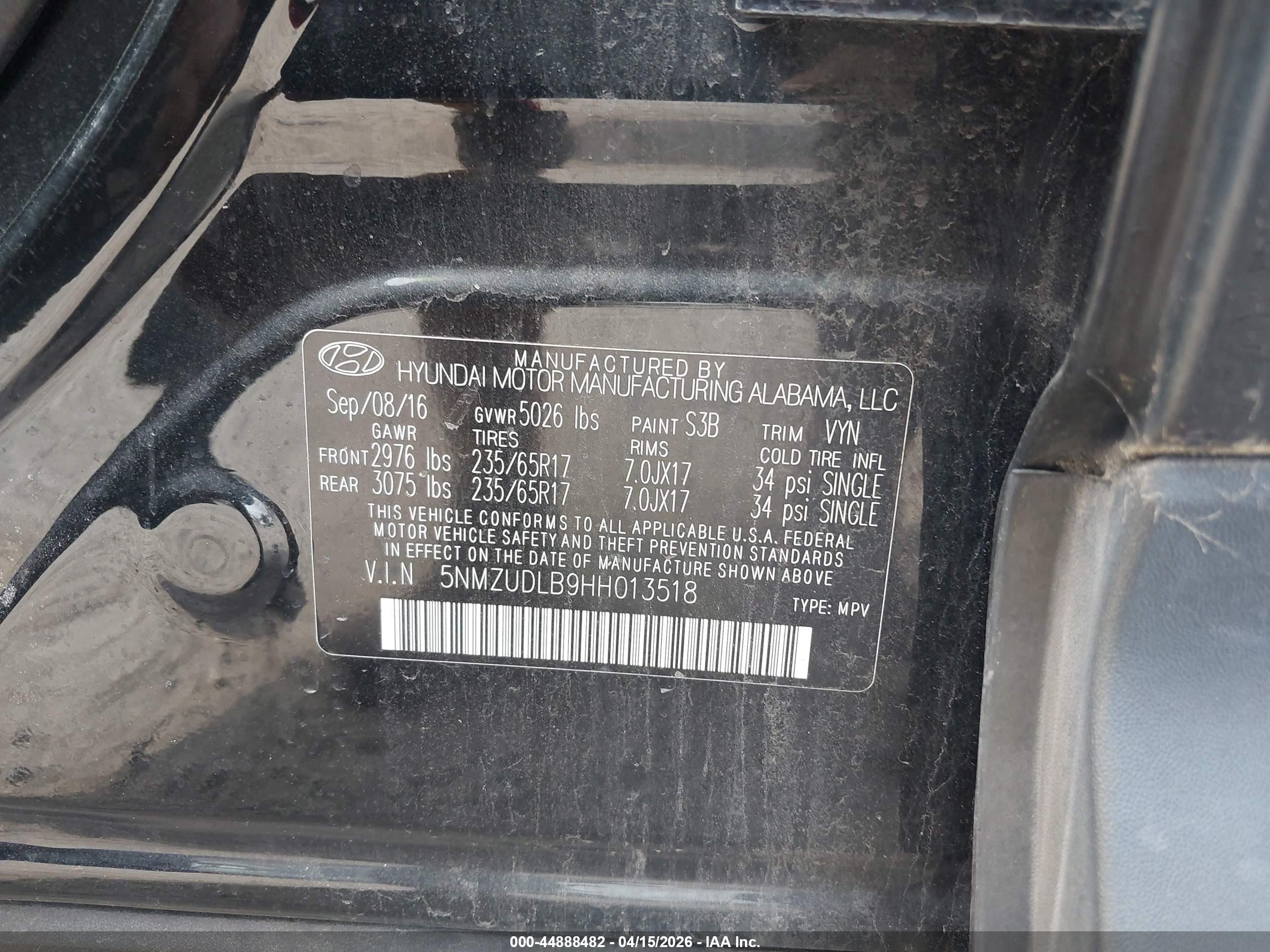 HYUNDAI SANTA image 9