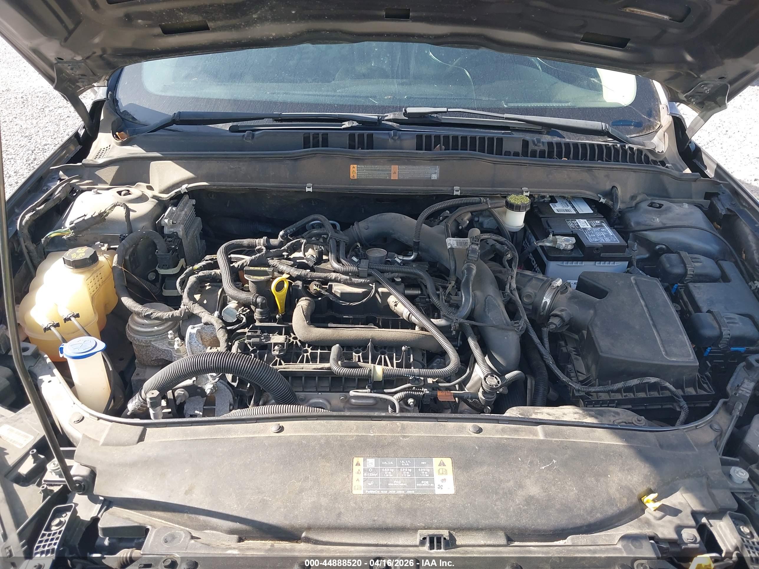 FORD FUSION image 10