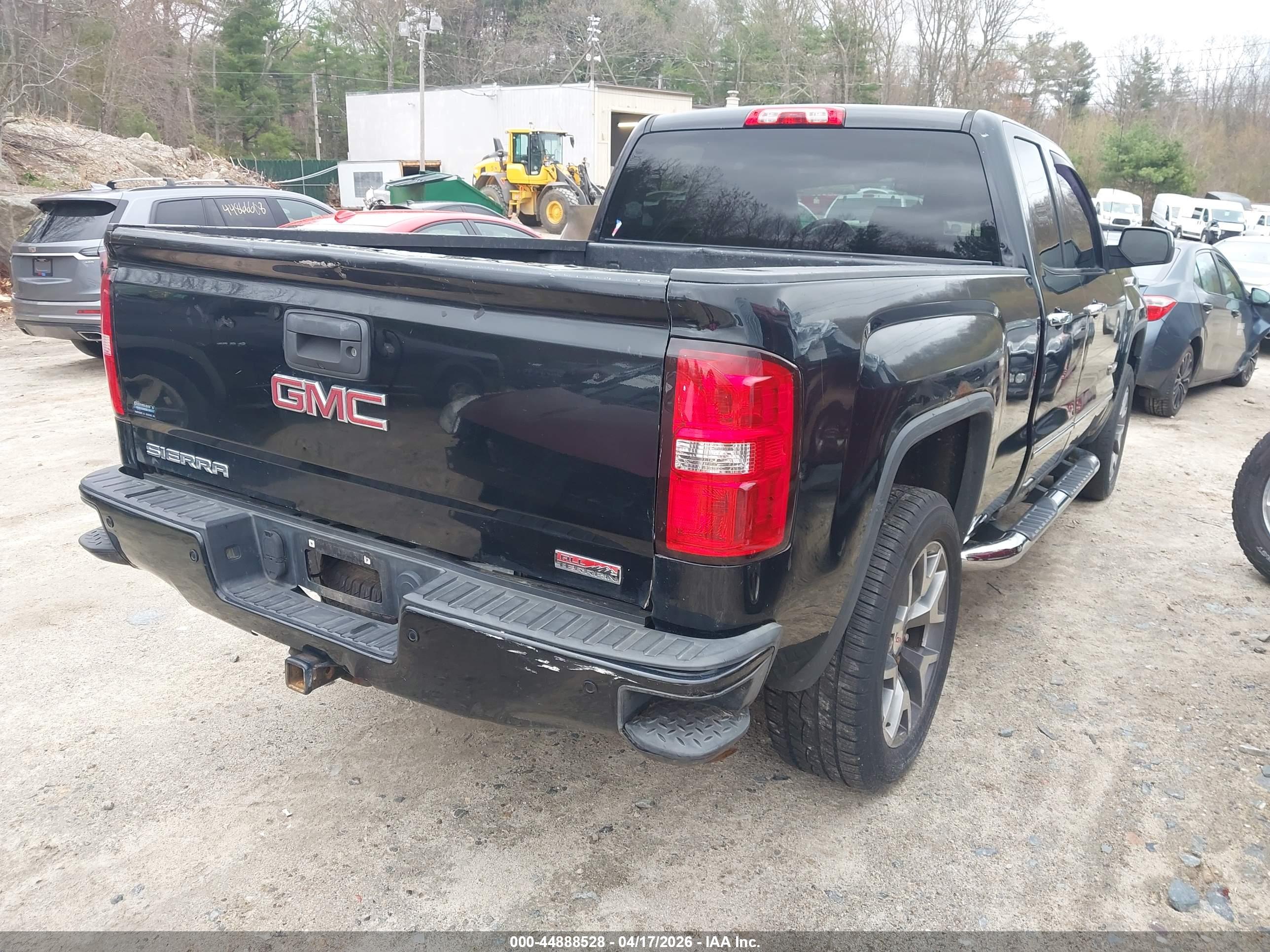 GMC SIERRA image 4