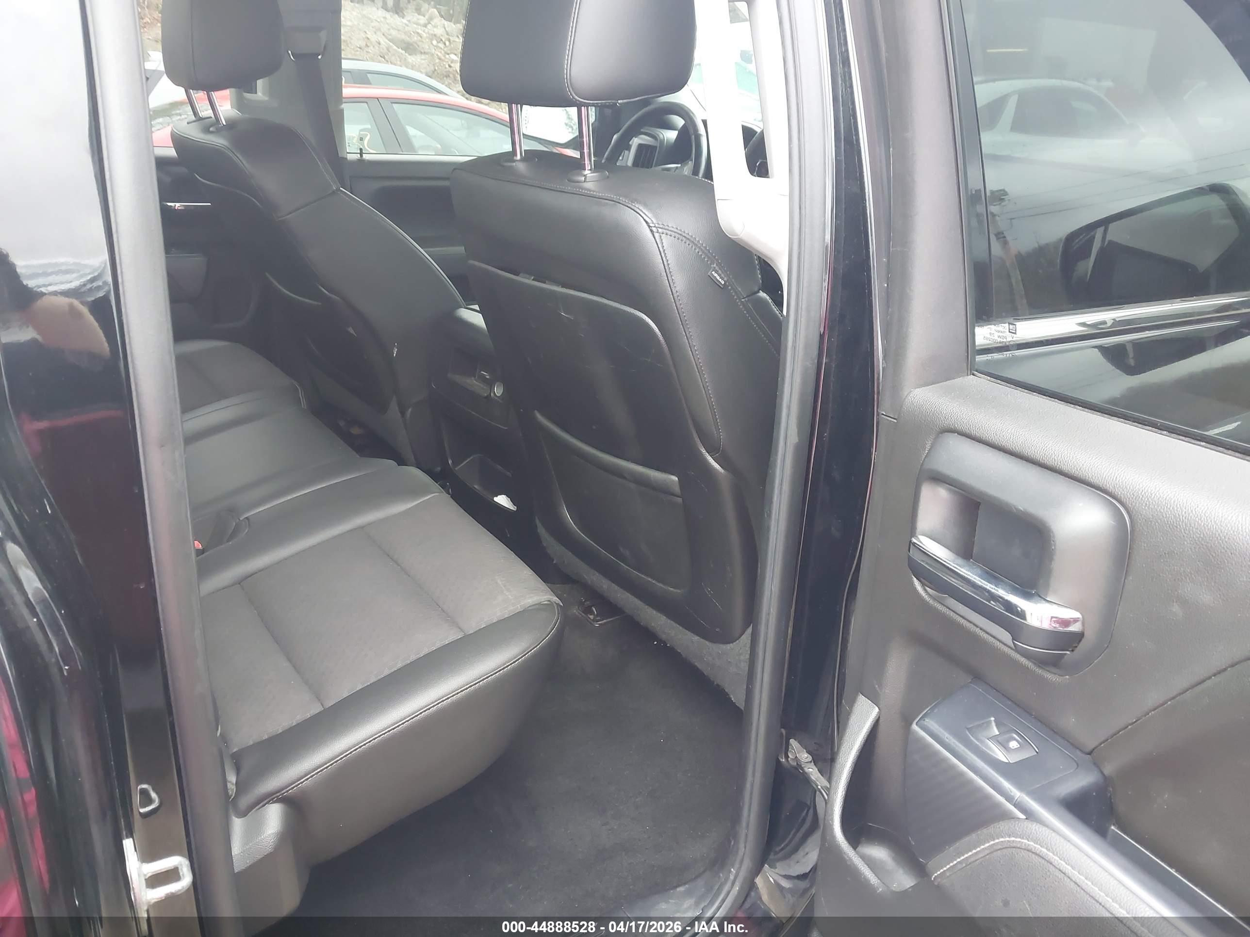 GMC SIERRA image 8