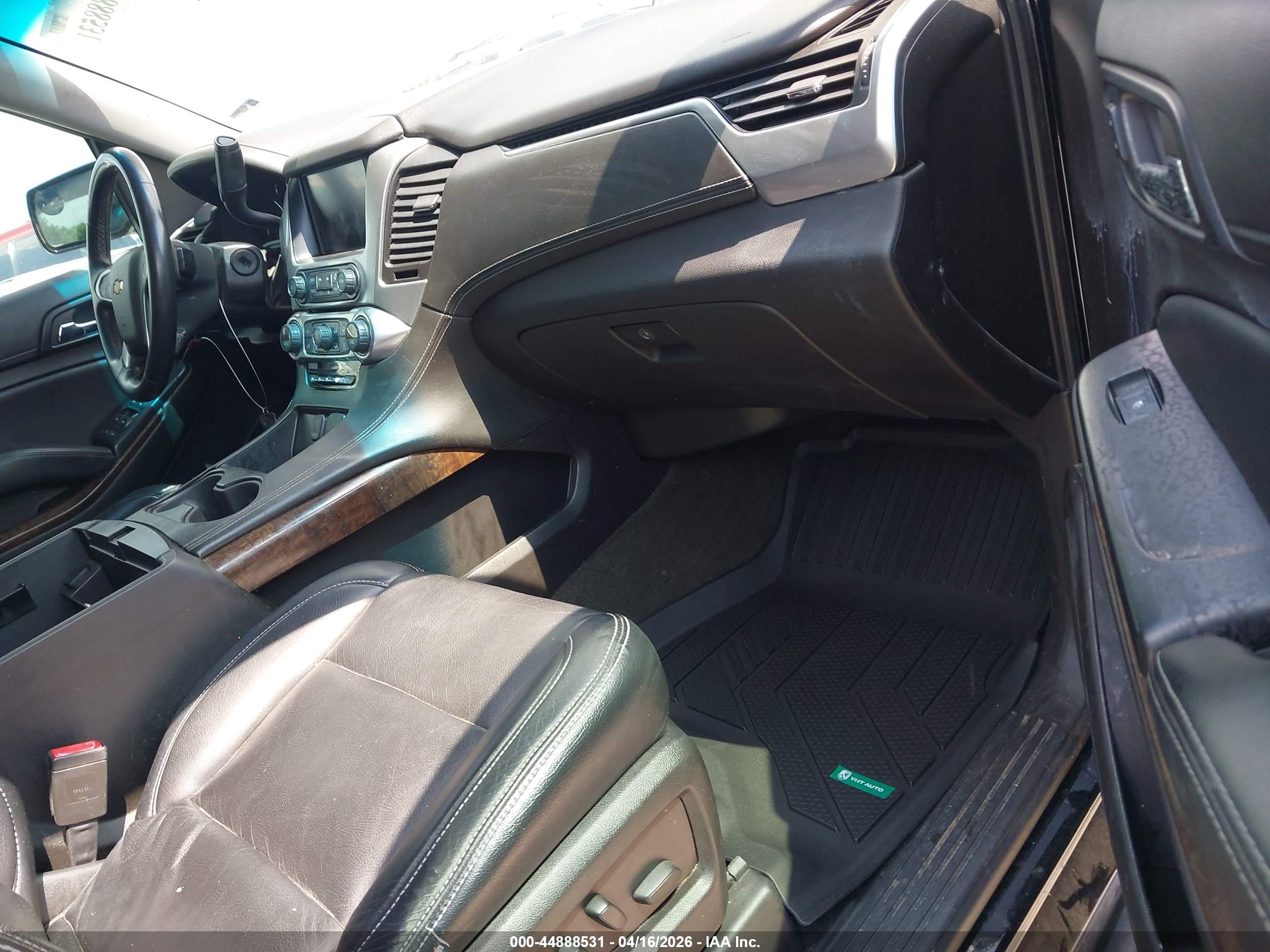 CHEVROLET TAHOE image 5