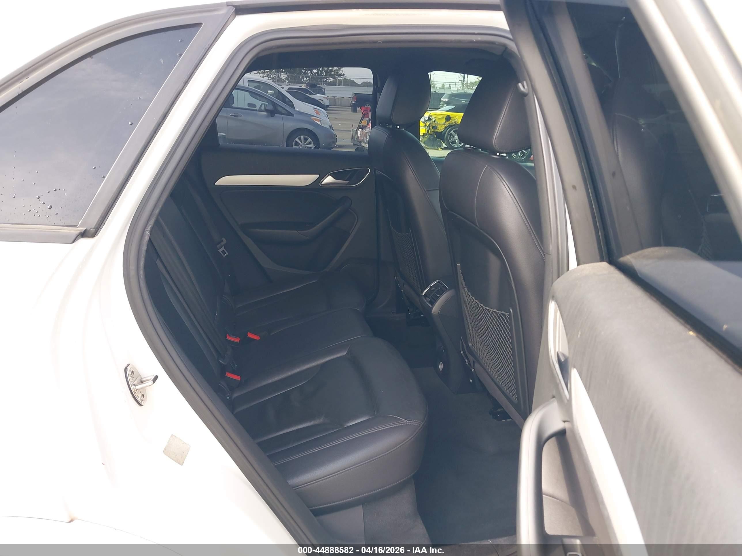 AUDI Q3 image 8