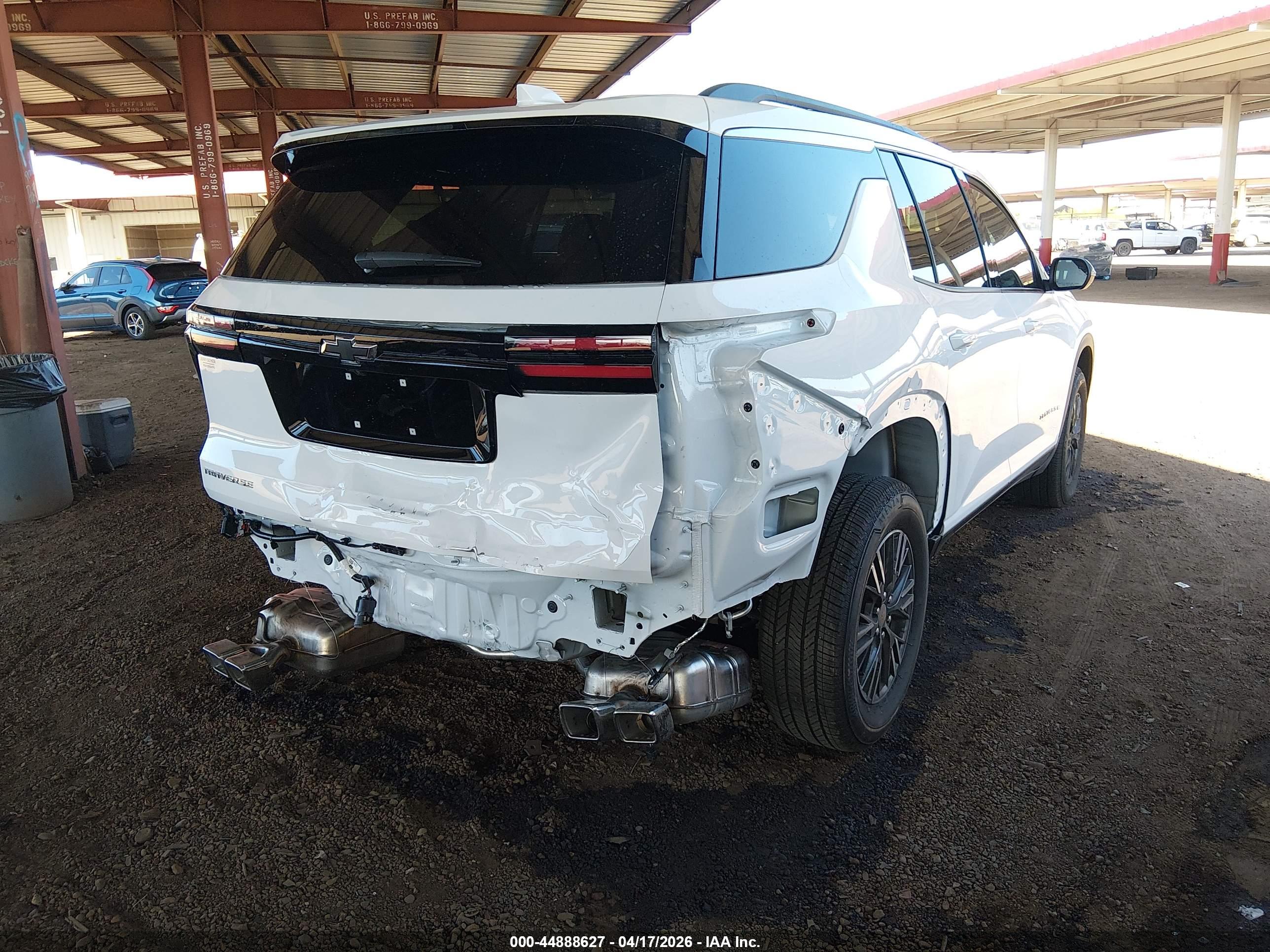 CHEVROLET TRAVERSE image 4