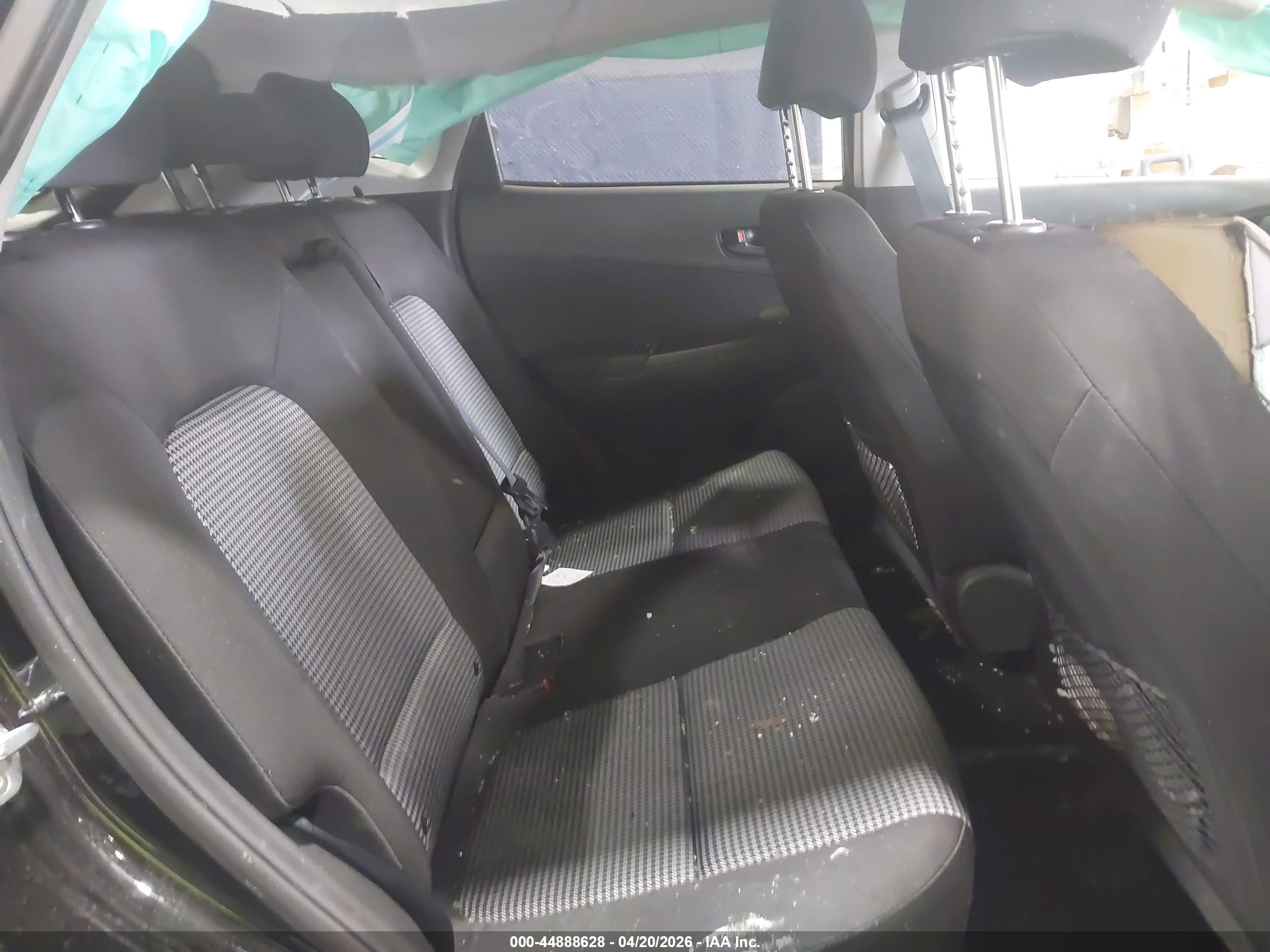 HYUNDAI KONA image 8