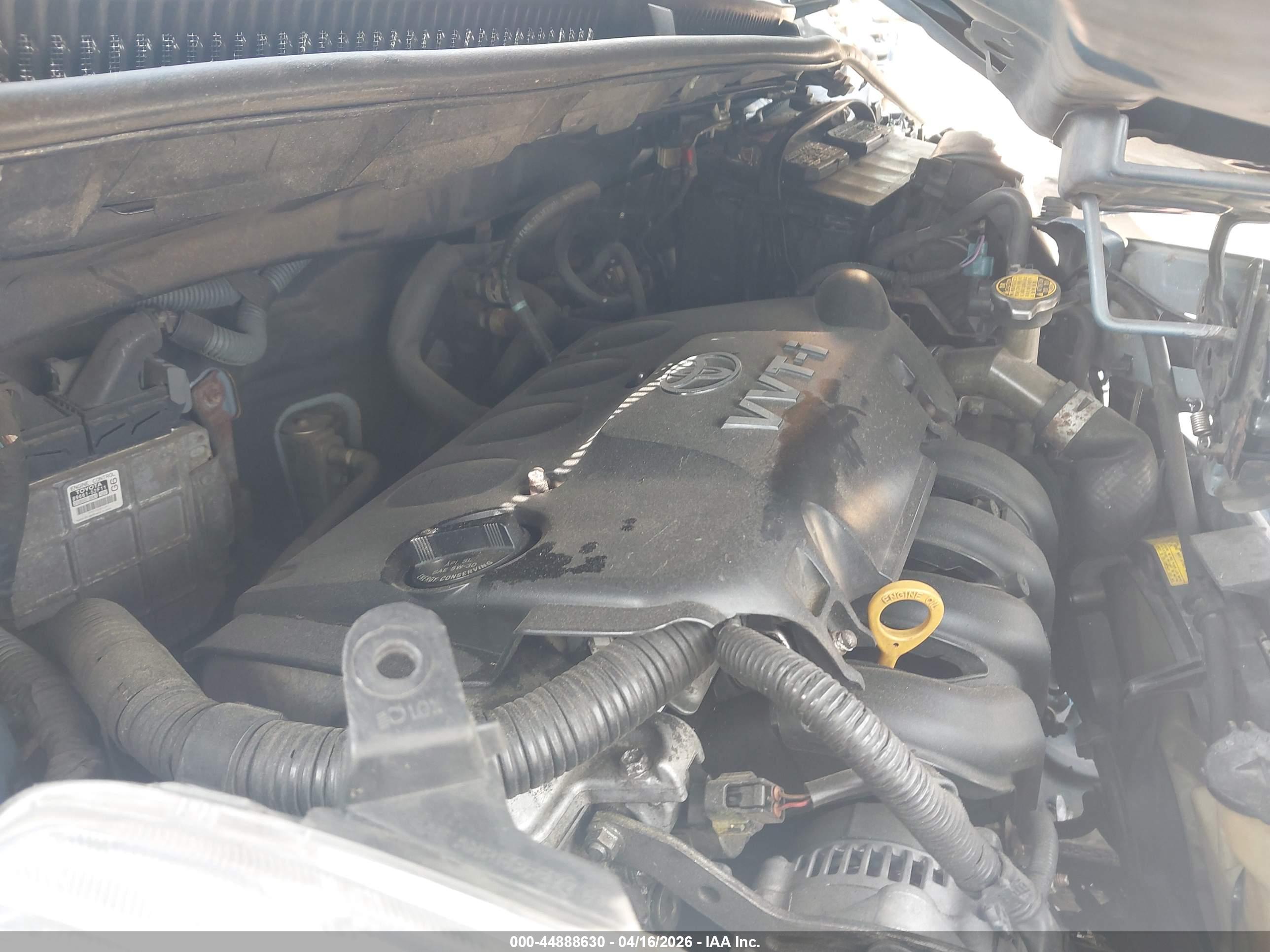 TOYOTA YARIS image 10