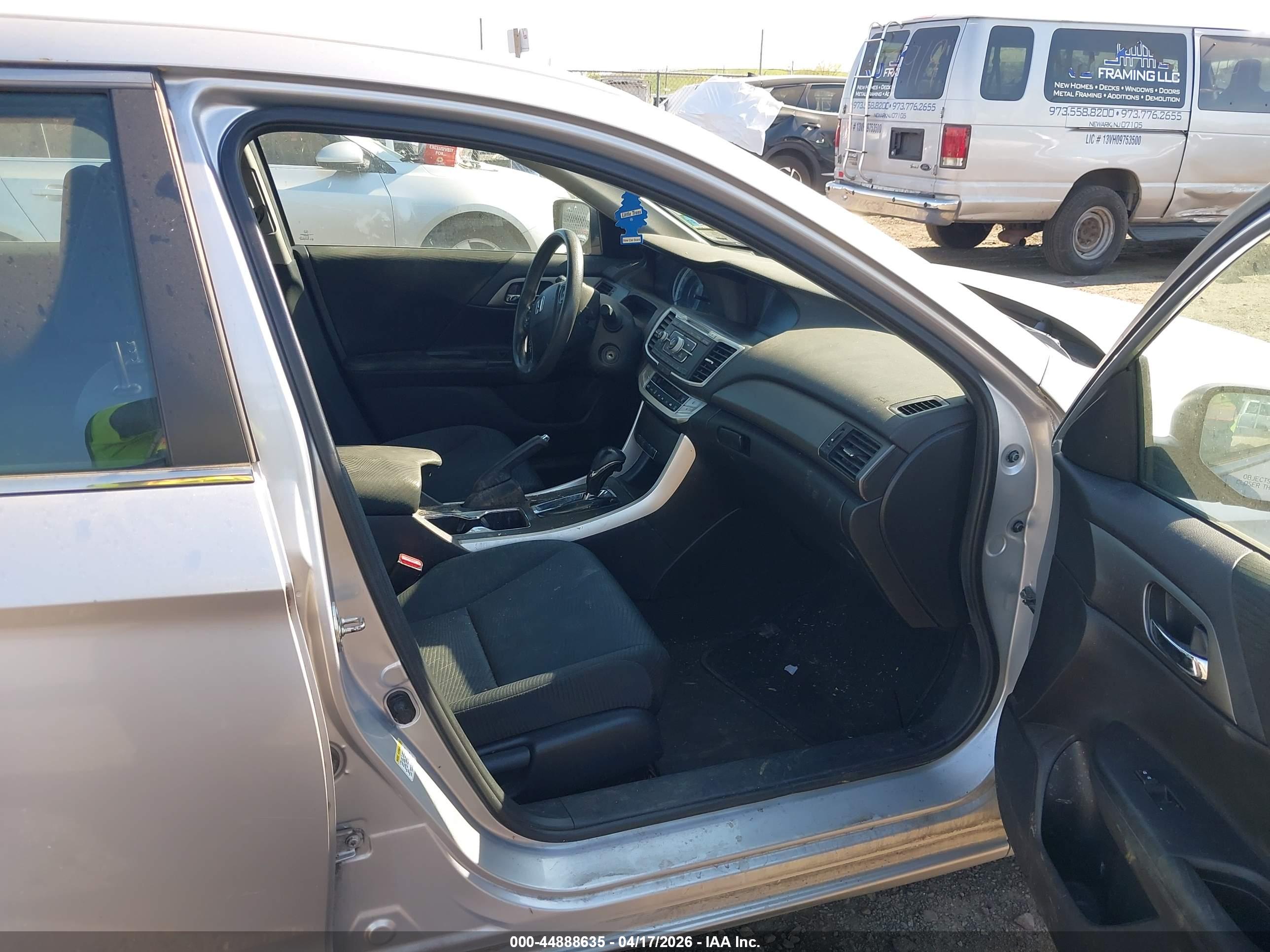 HONDA ACCORD image 5