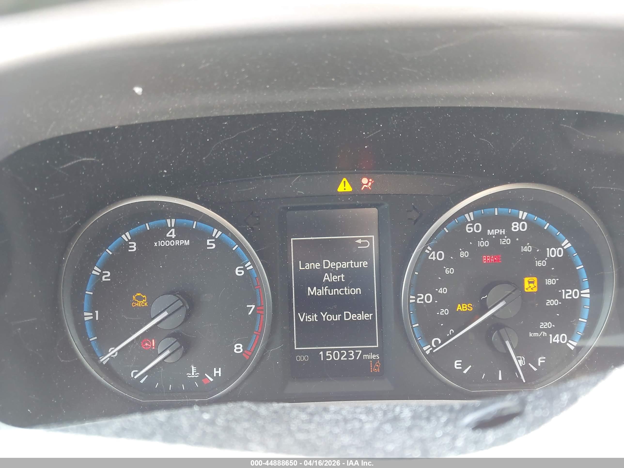 TOYOTA RAV4 image 7