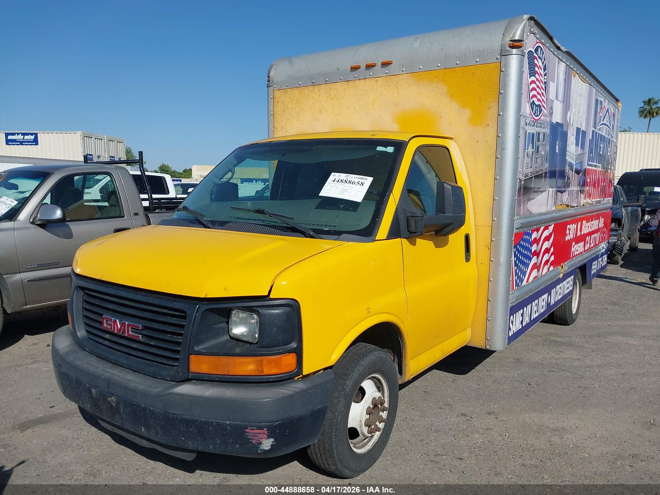 GMC SAVANA image 2