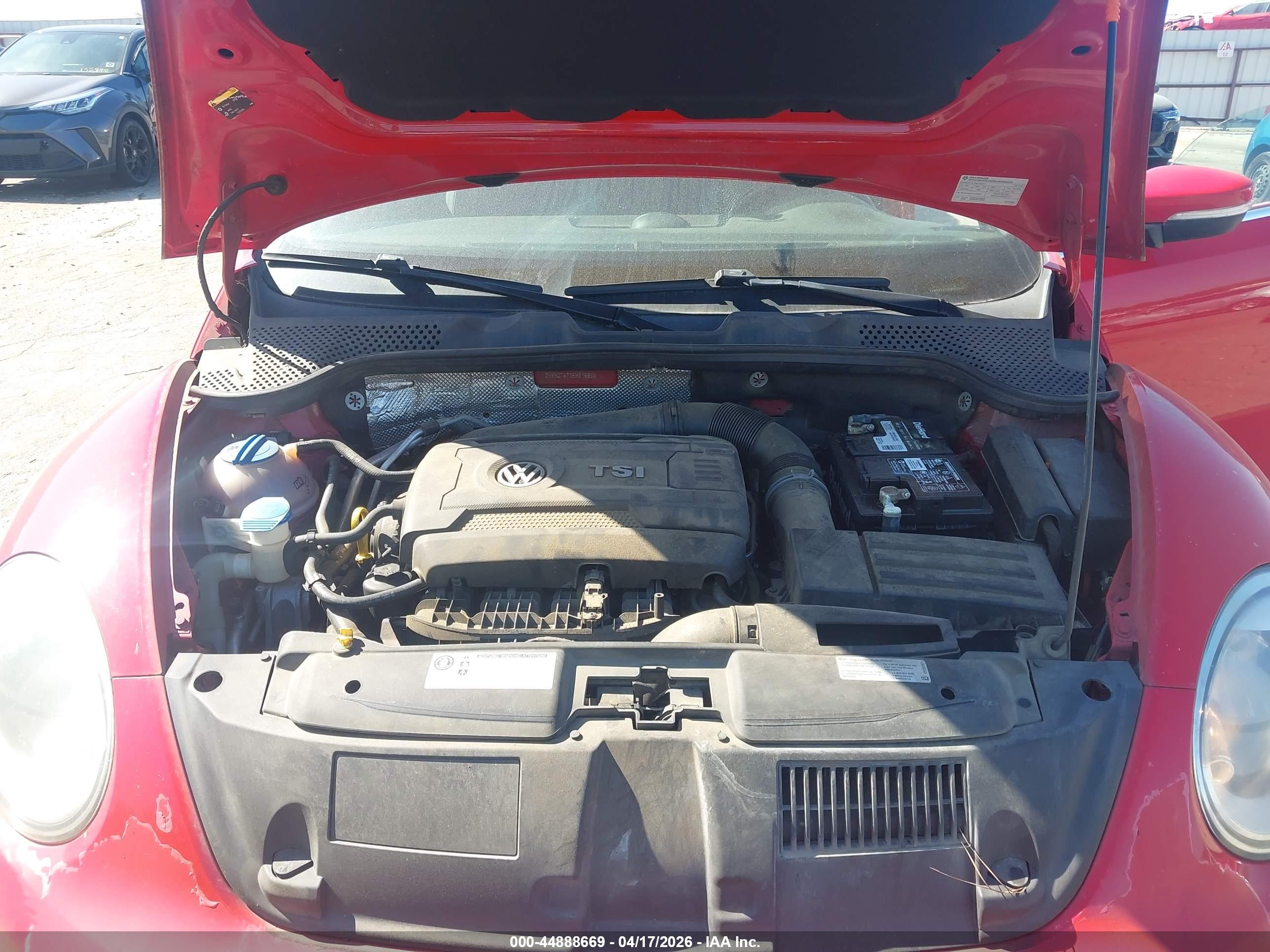 VOLKSWAGEN BEETLE image 10