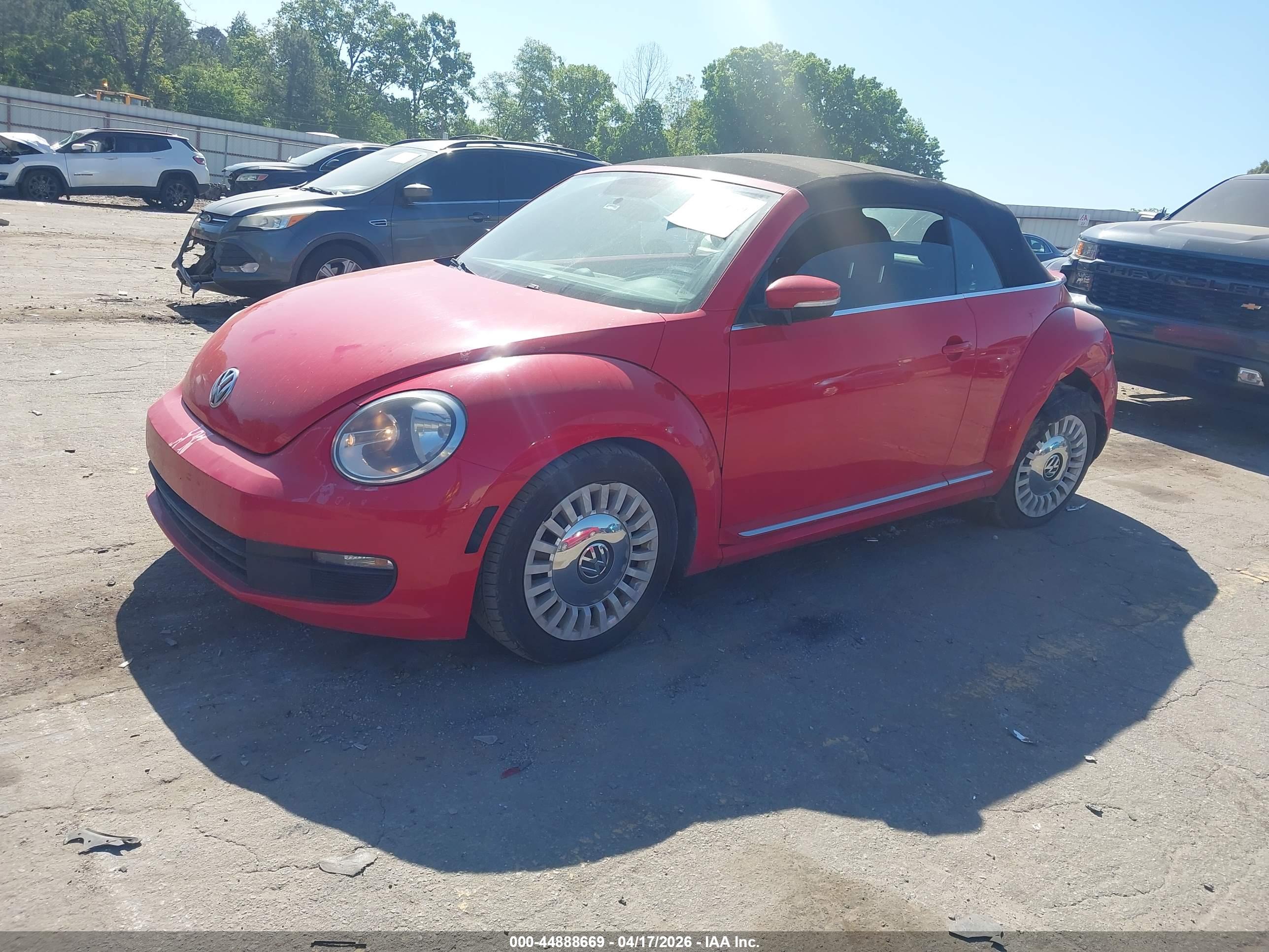 VOLKSWAGEN BEETLE image 2