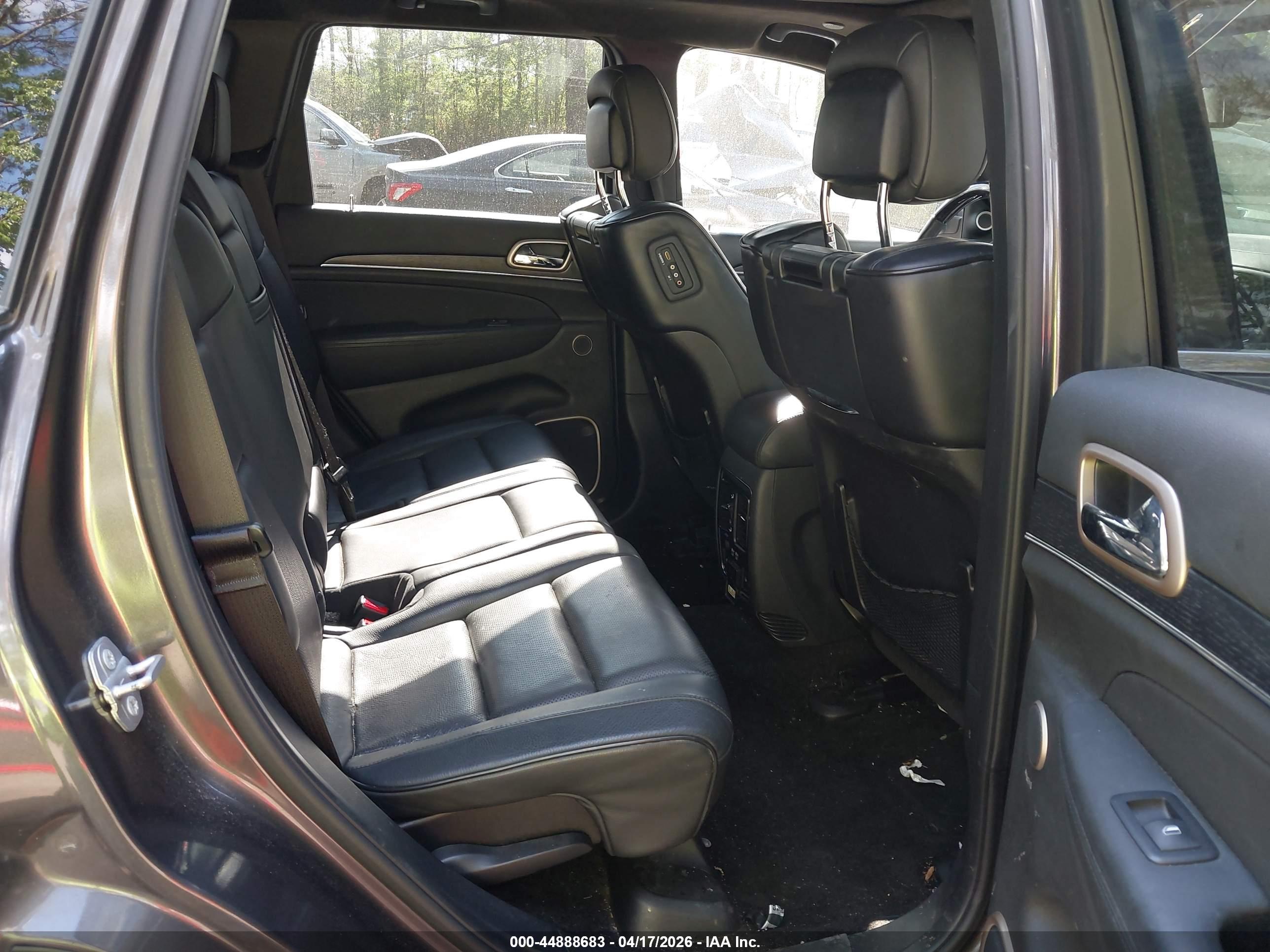 JEEP GRAND image 8
