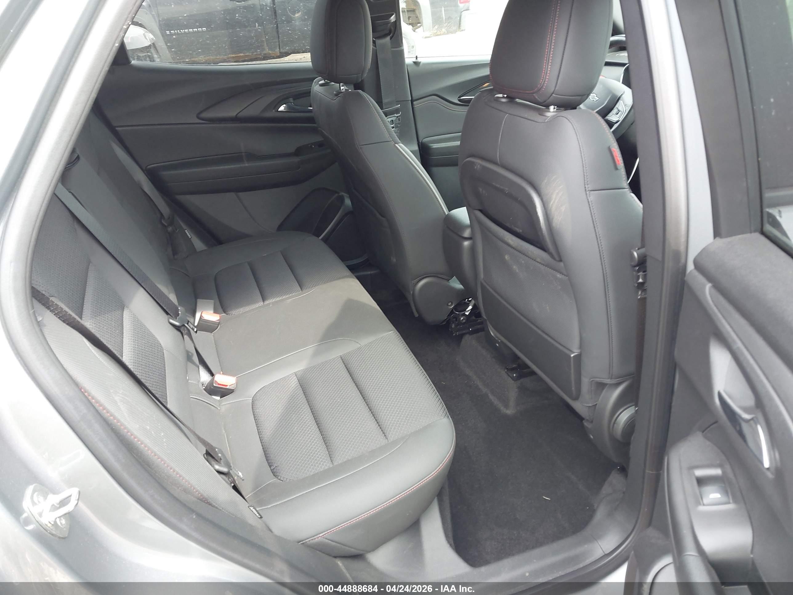 CHEVROLET TRAILBLAZER image 8