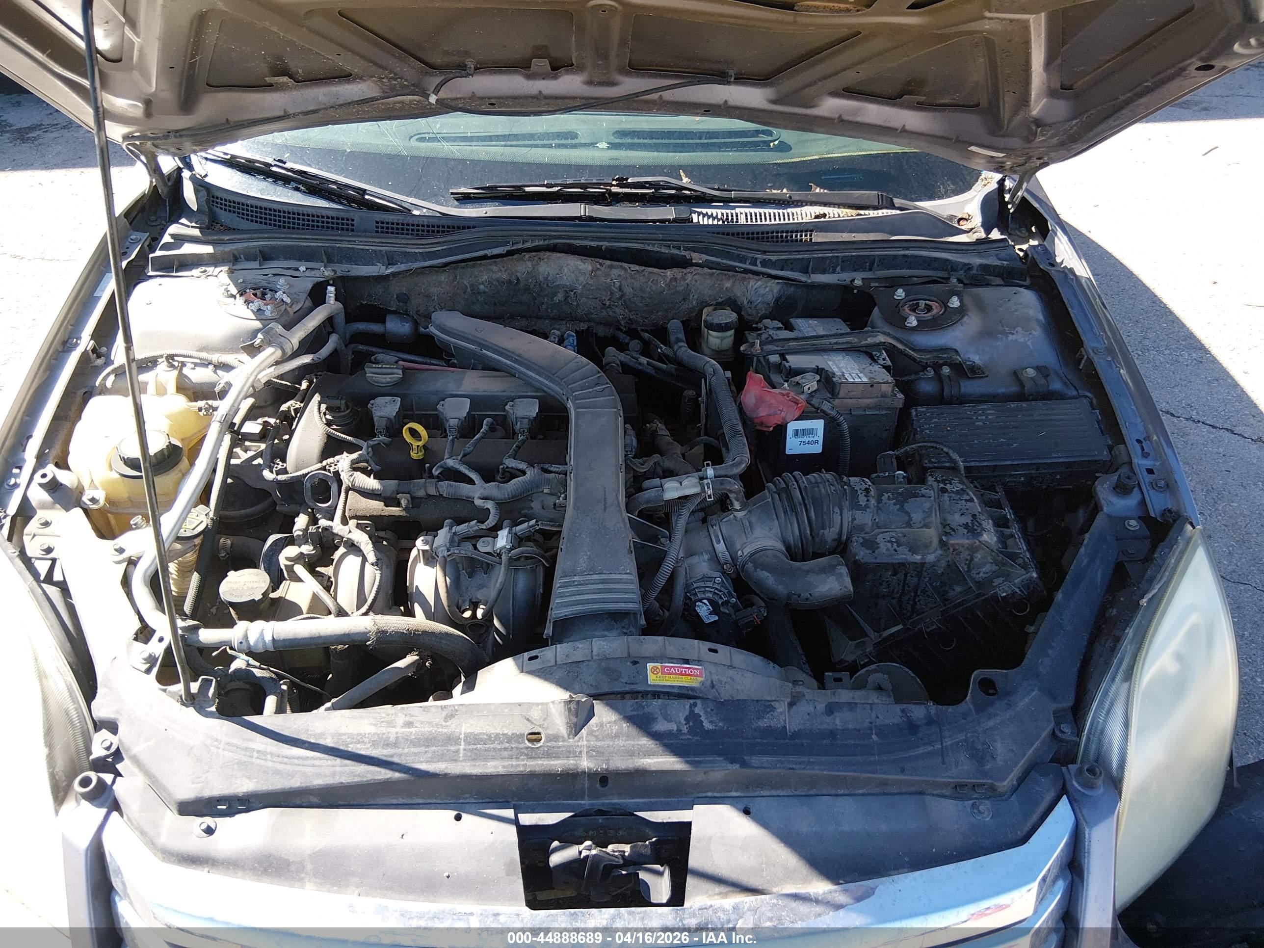 FORD FUSION image 10