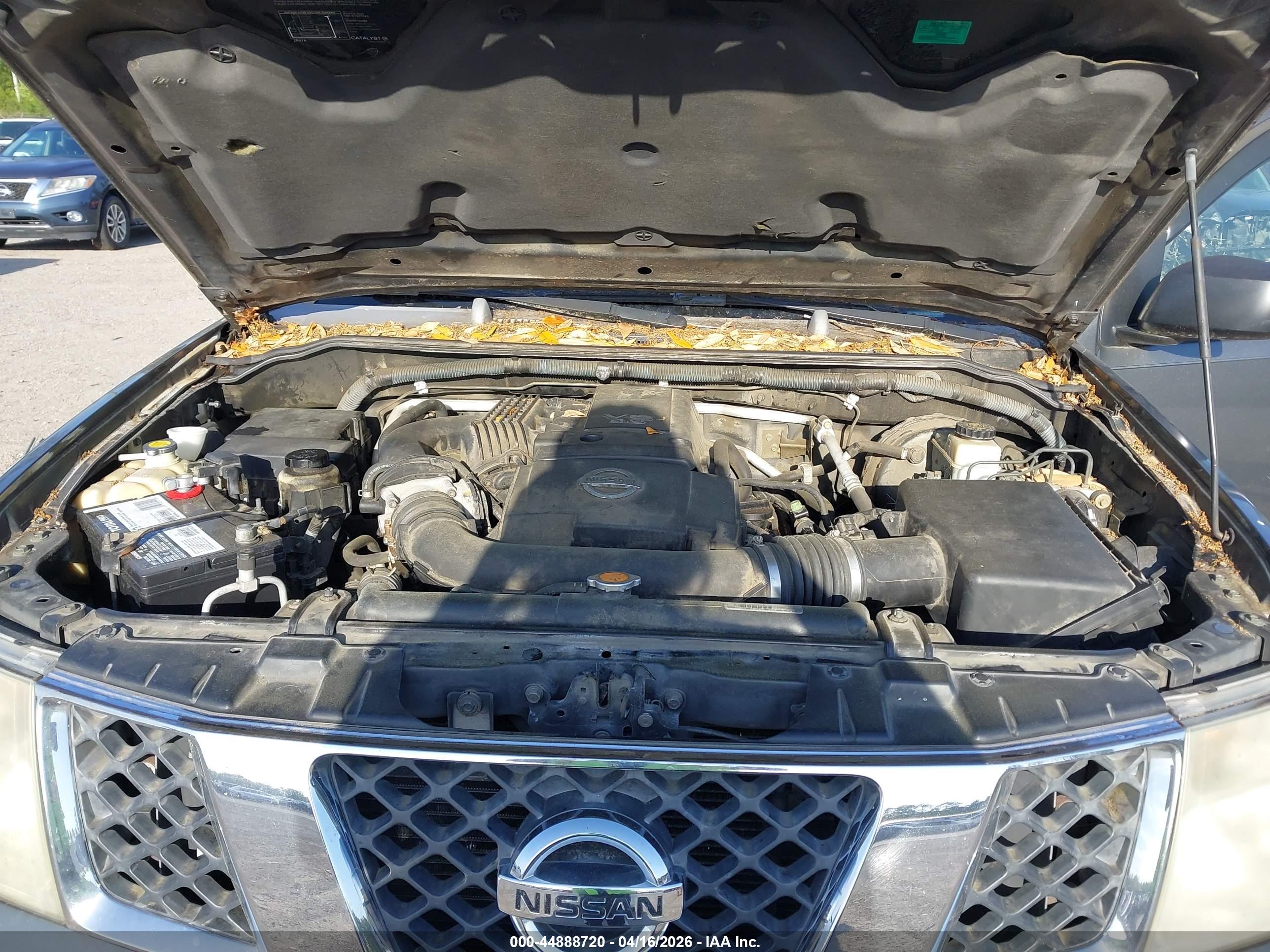 NISSAN FRONTIER image 10