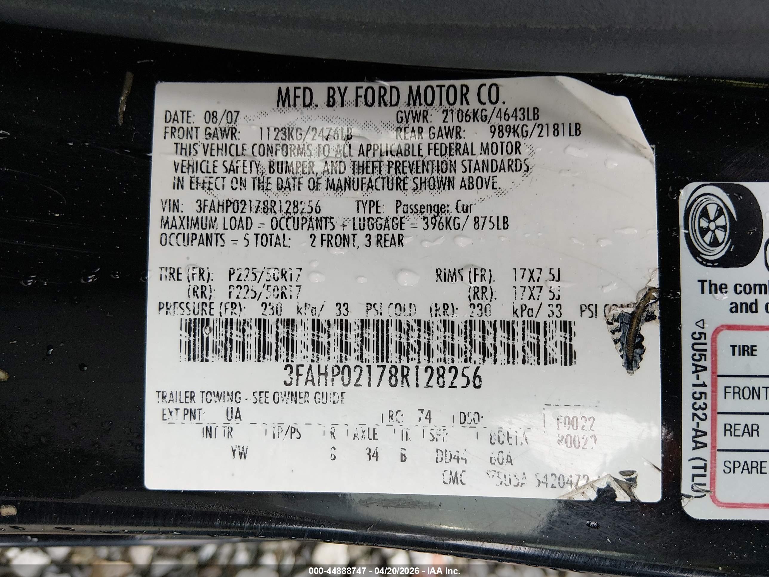 FORD FUSION image 9